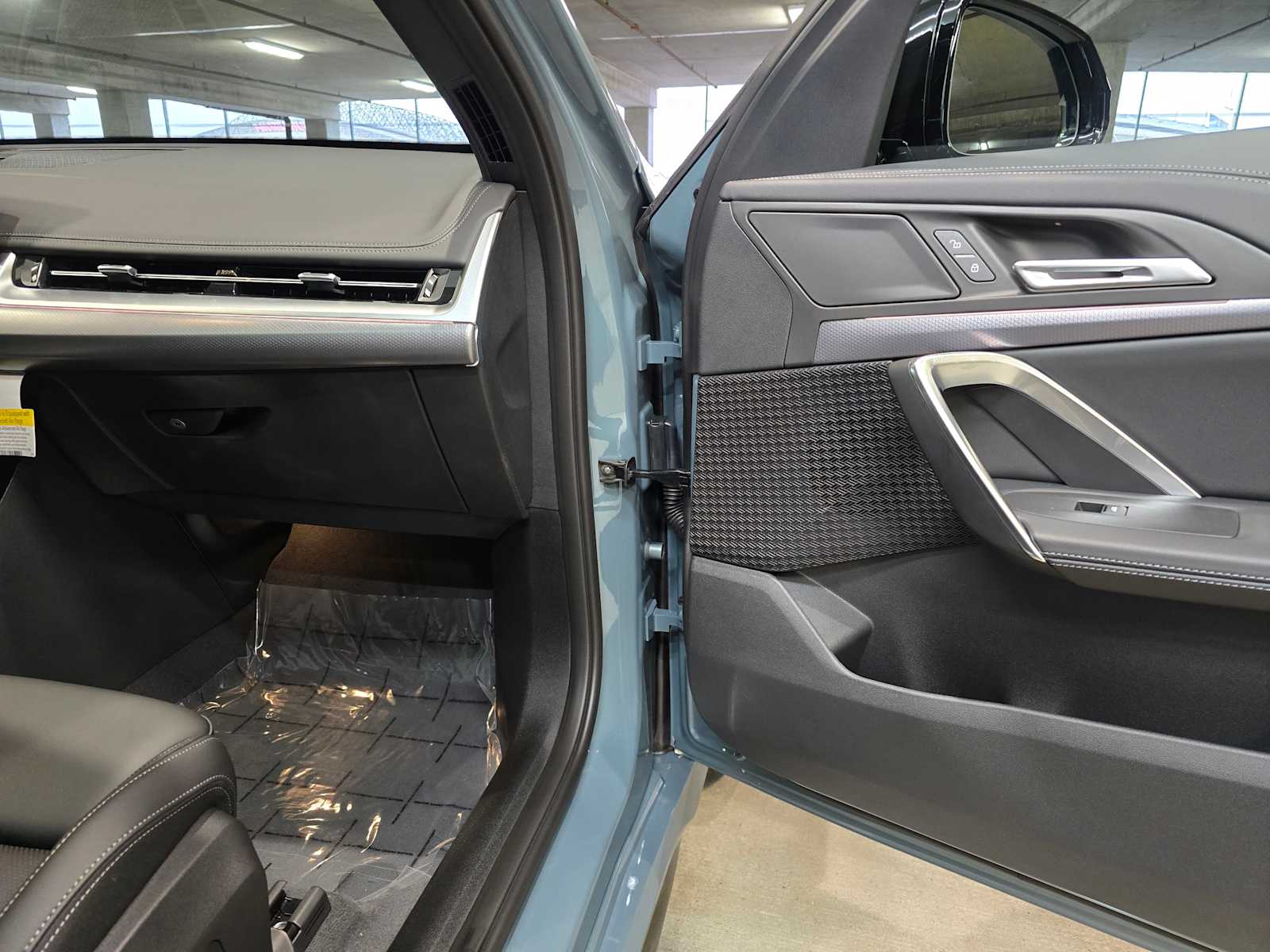 Thumbnail: 2026 BMW X1 - 31