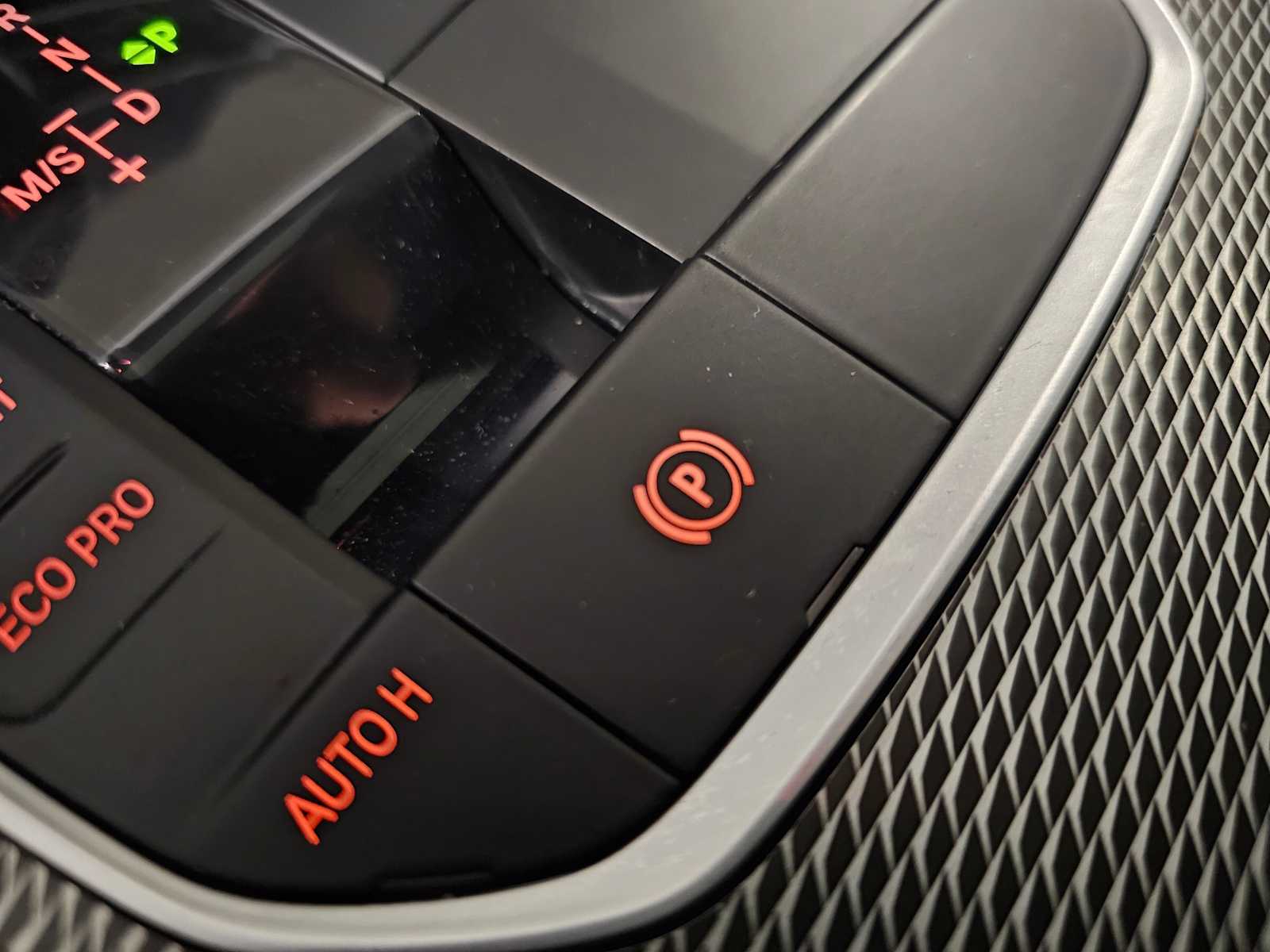 Thumbnail: 2021 BMW 3 Series - 22