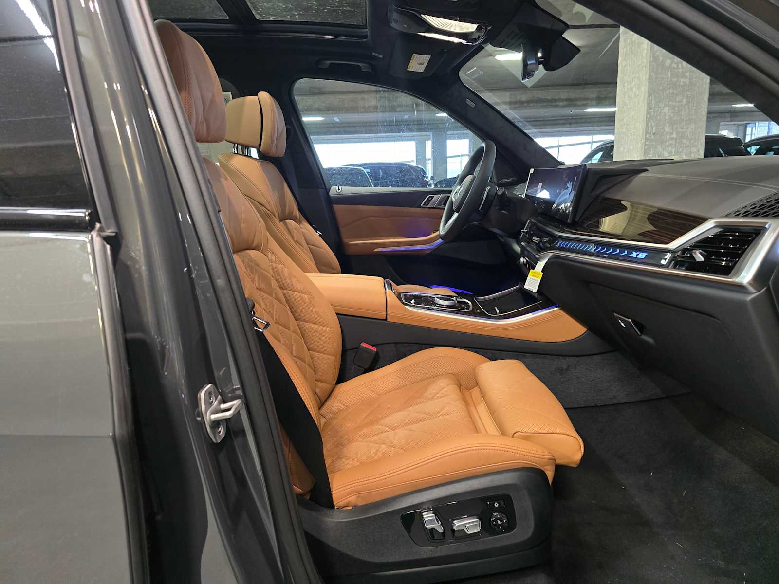 Thumbnail: 2026 BMW X5 - 29