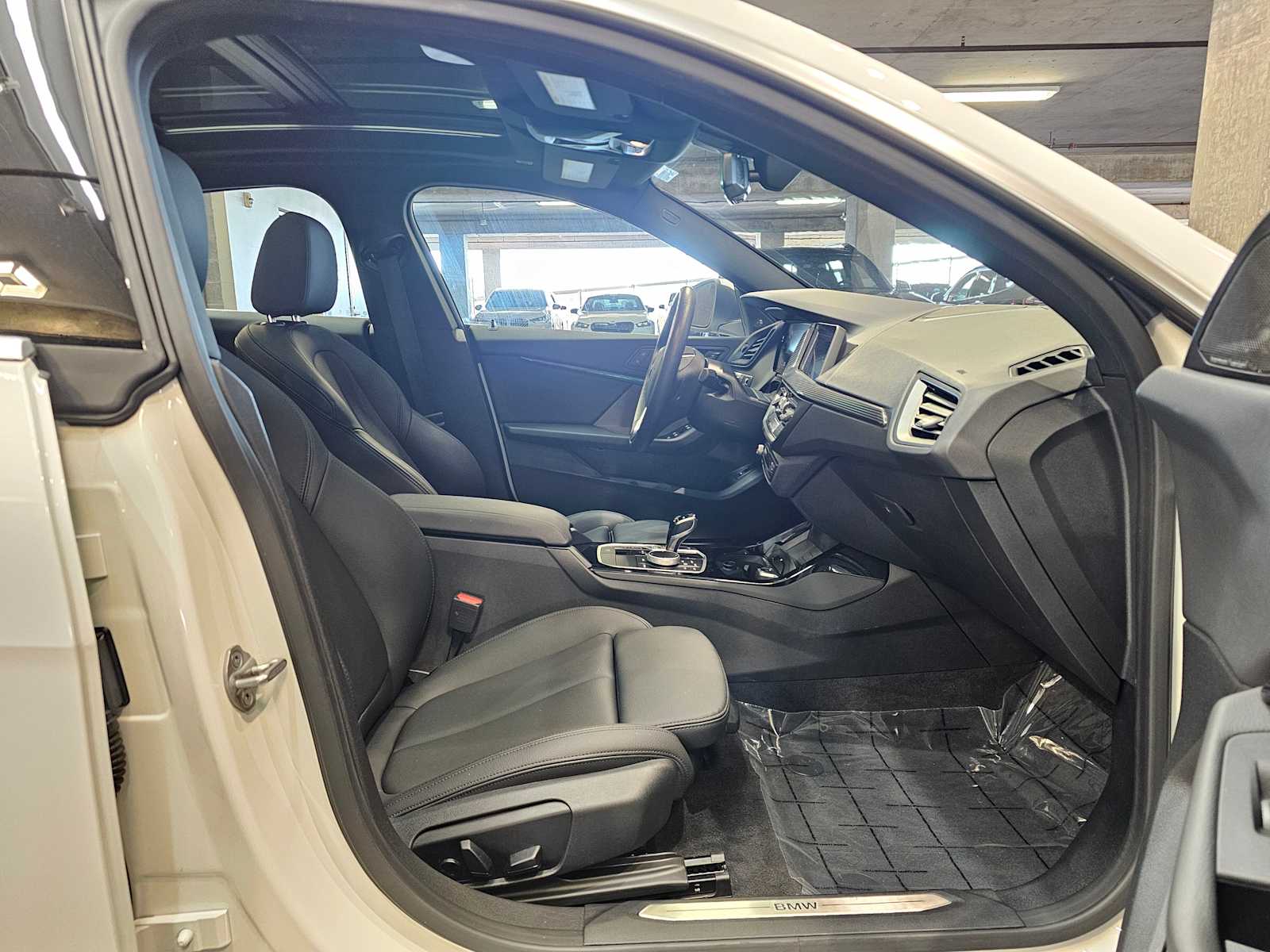 Thumbnail: 2024 BMW 2 Series - 27