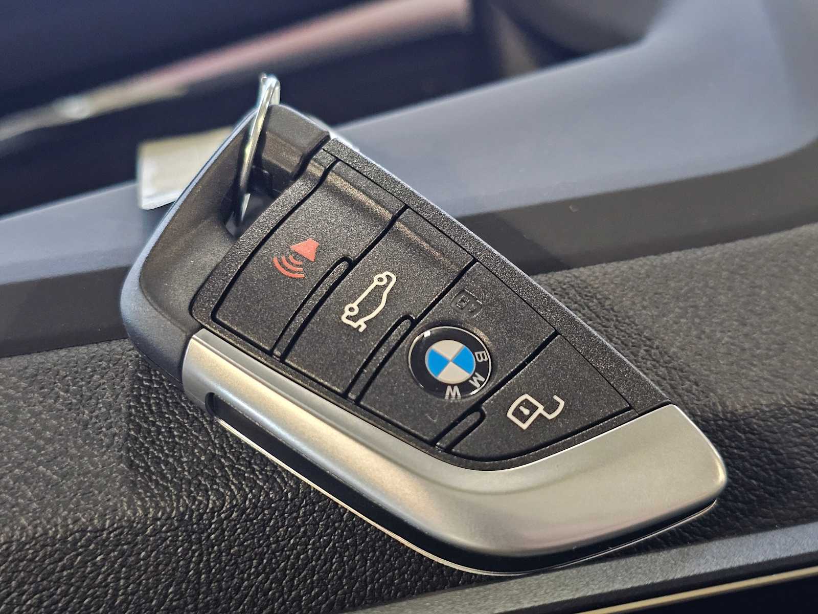 Thumbnail: 2026 BMW i4 - 42