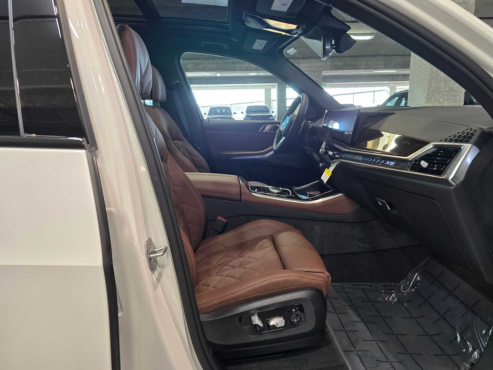 Thumbnail: 2026 BMW X5 - 31