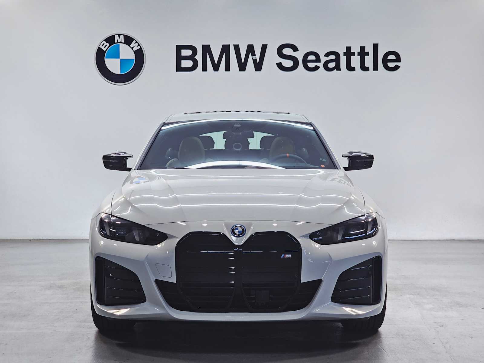 Thumbnail: 2025 BMW i4 - 6