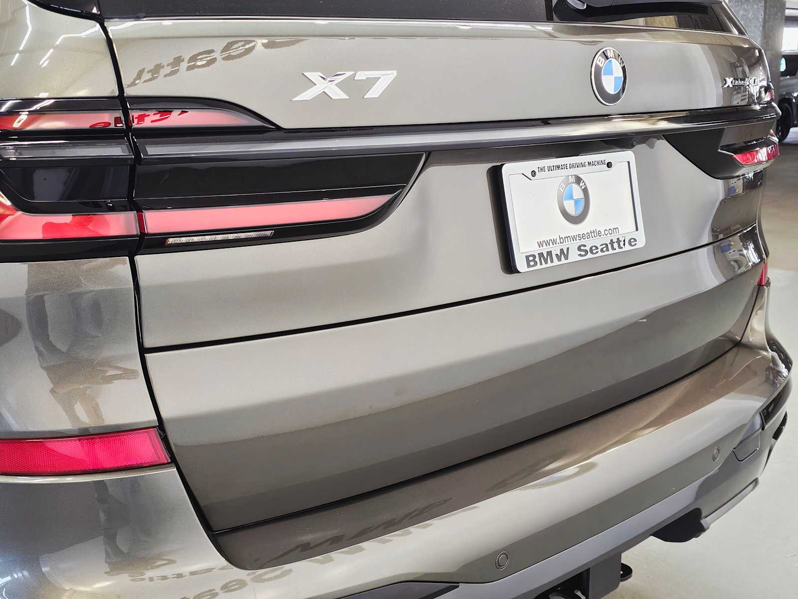 Thumbnail: 2026 BMW X7 - 7