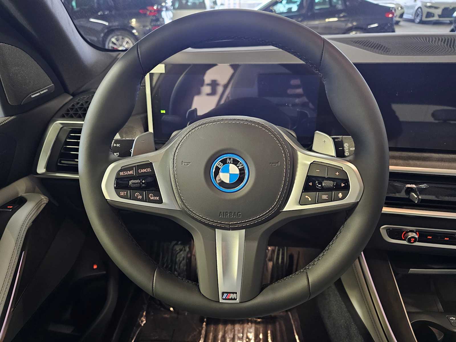 Thumbnail: 2026 BMW X5 - 11