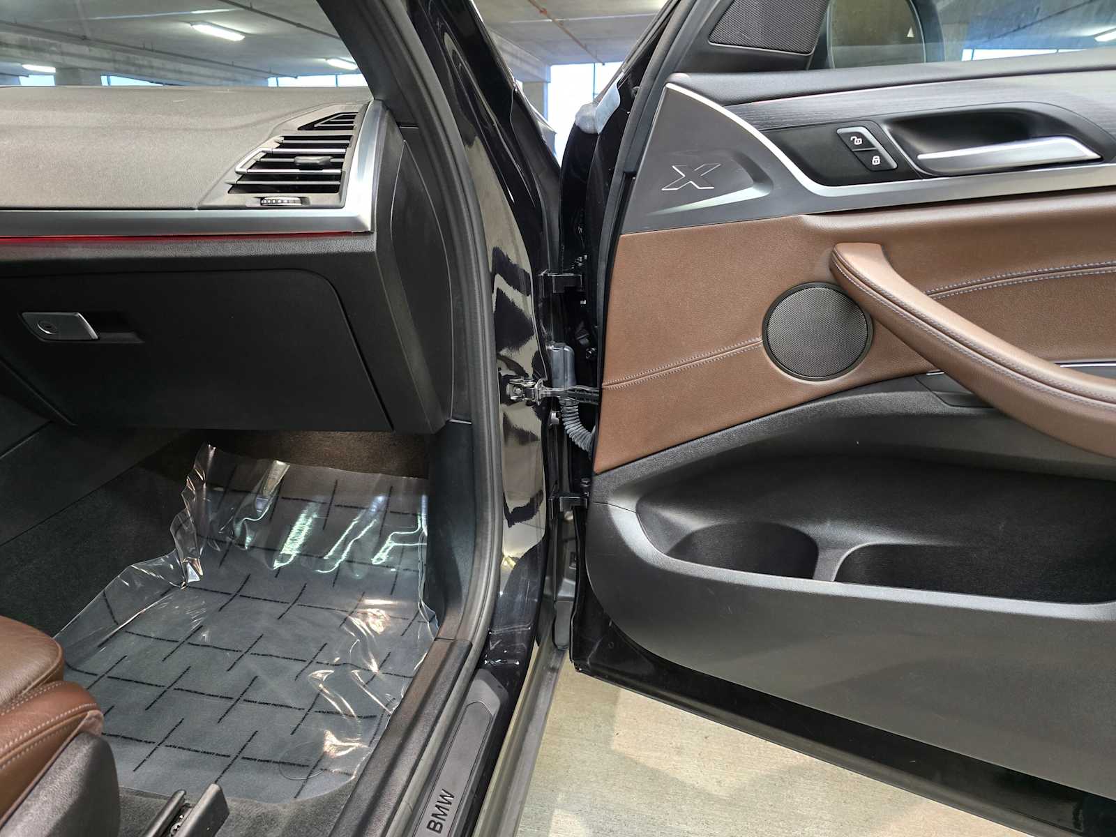 Thumbnail: 2022 BMW X3 - 31