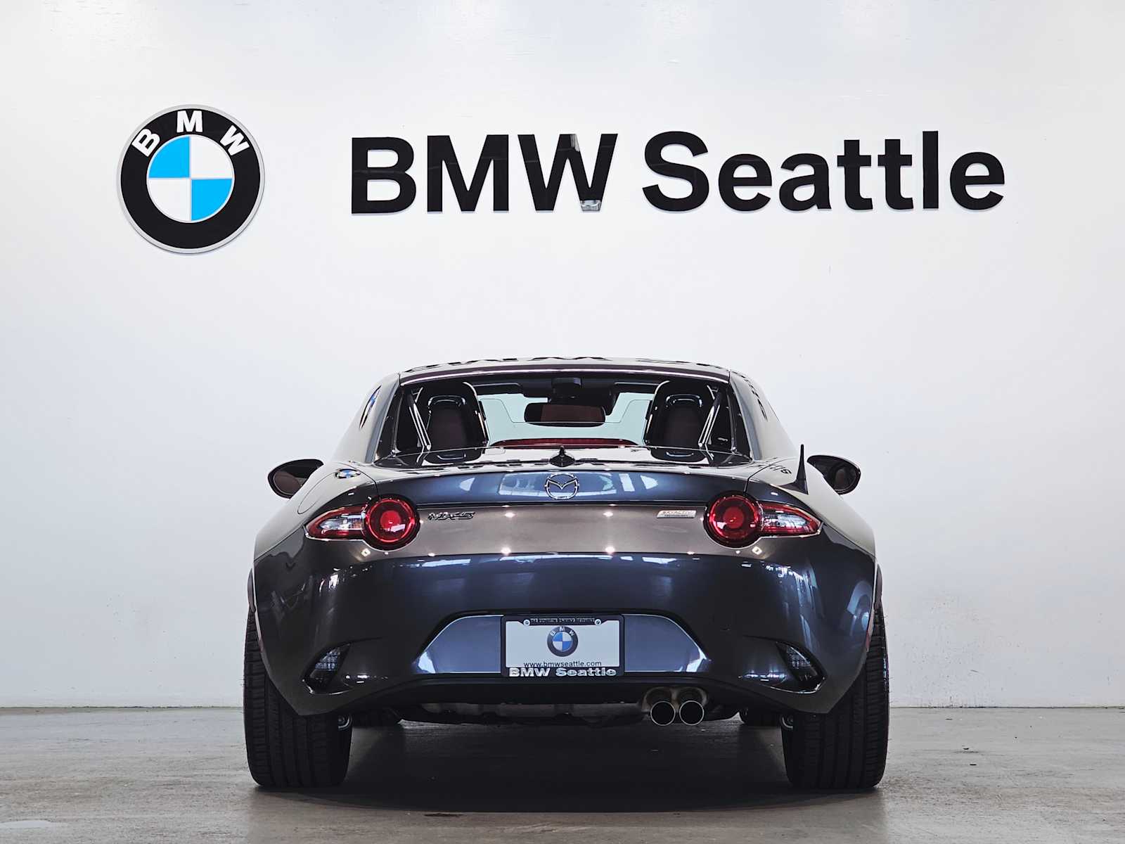 Thumbnail: 2017 Mazda MX-5 Miata - 4