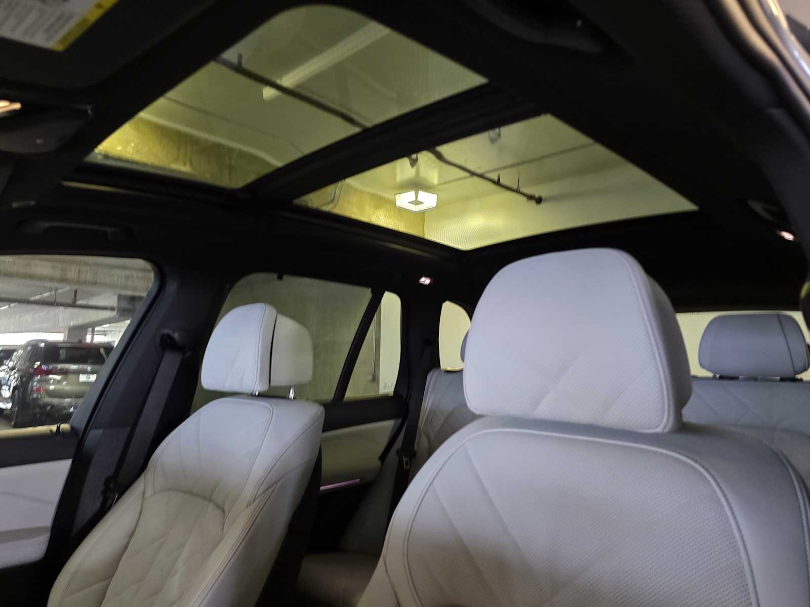 Thumbnail: 2026 BMW X5 - 25