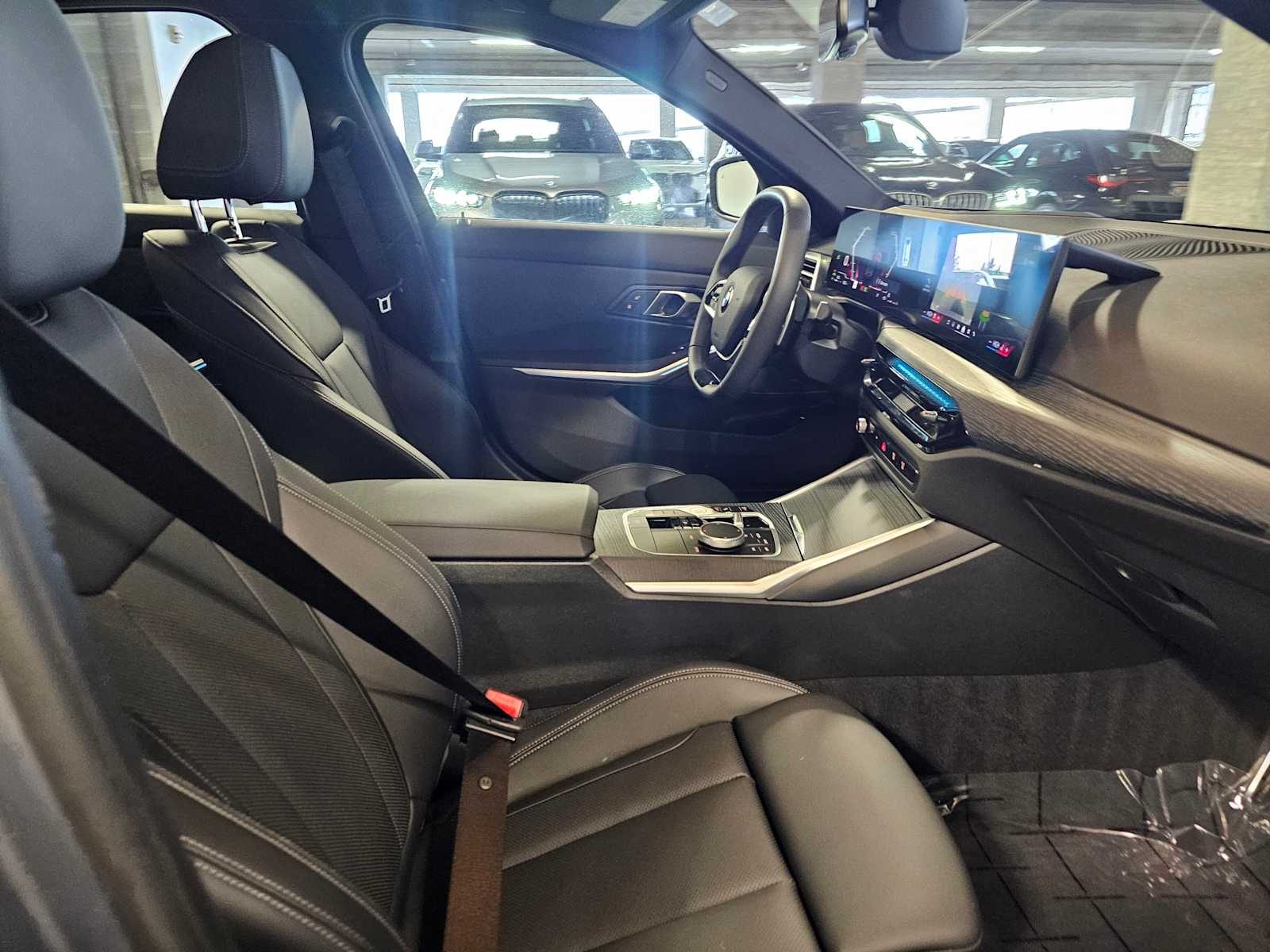 Thumbnail: 2025 BMW 3 Series - 41