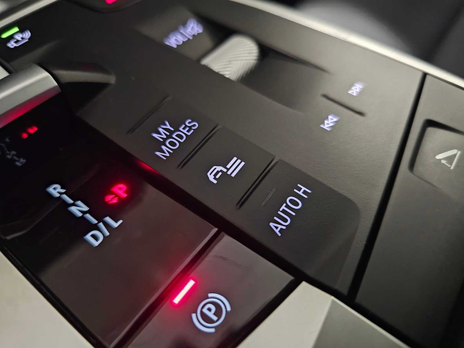 Thumbnail: 2025 BMW X1 - 22