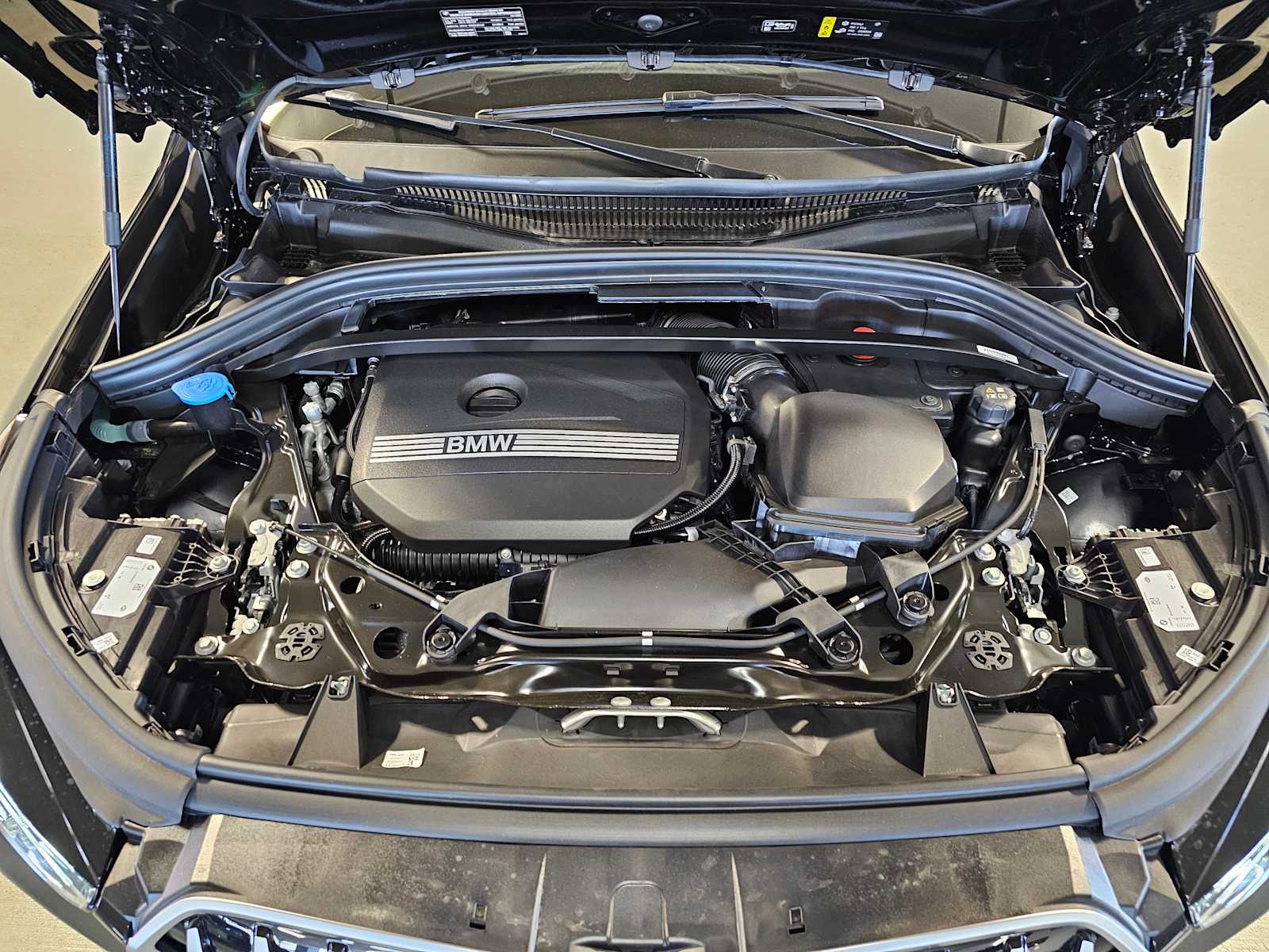 Thumbnail: 2026 BMW X1 - 9