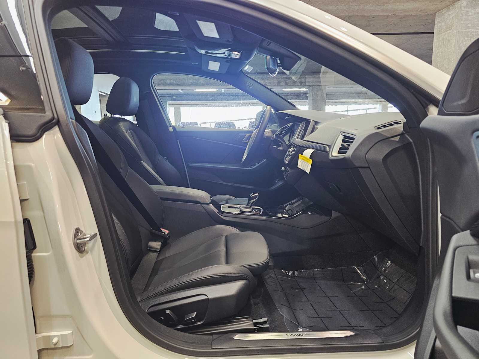 Thumbnail: 2024 BMW 2 Series - 26