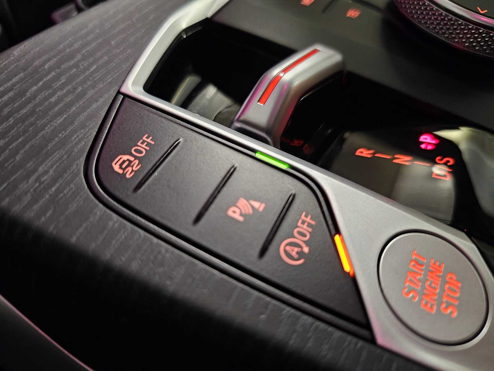 Thumbnail: 2025 BMW 3 Series - 22