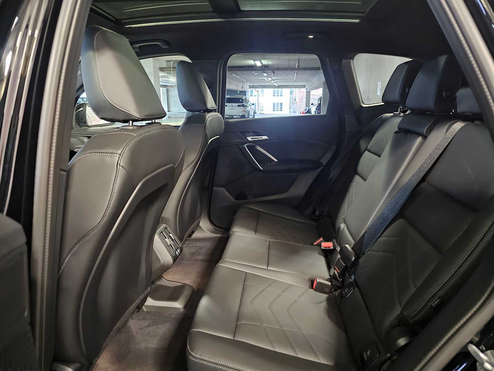 Thumbnail: 2025 BMW X1 - 36