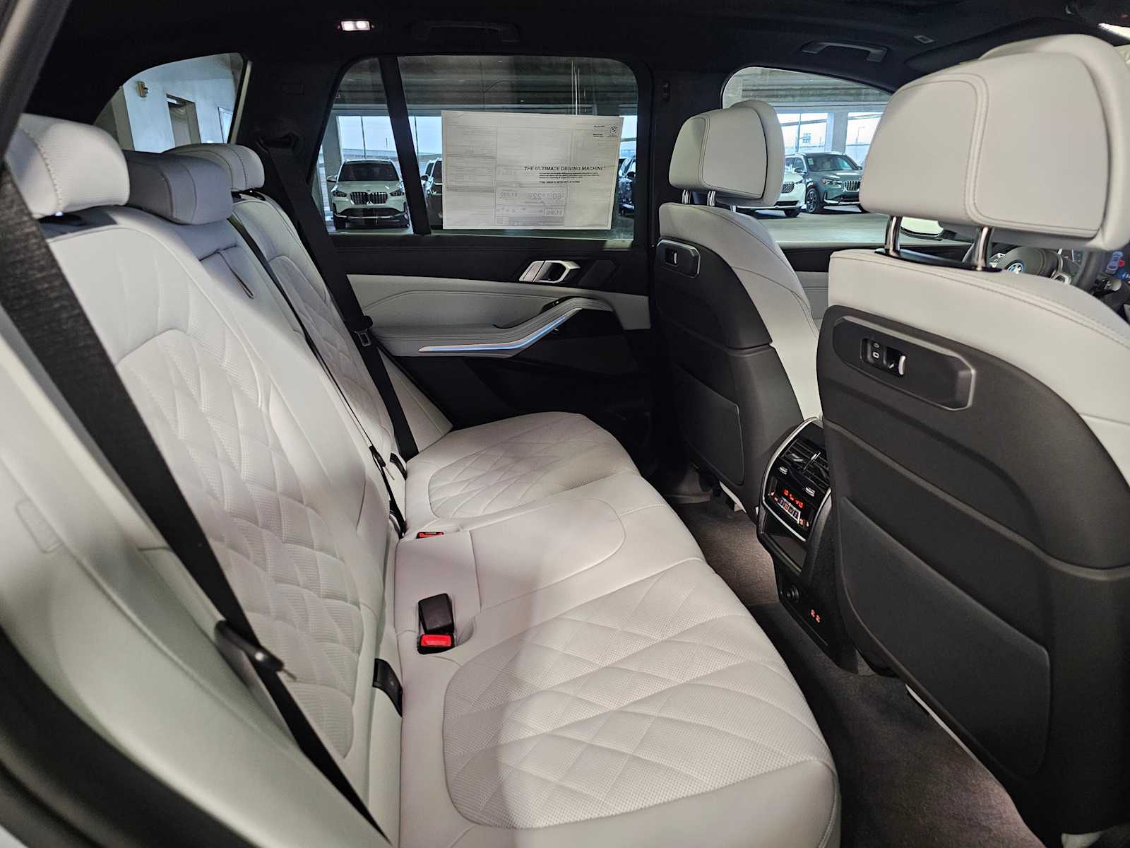 Thumbnail: 2026 BMW X5 - 40