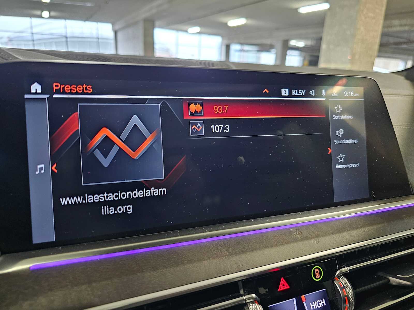 Thumbnail: 2023 BMW X5 - 16