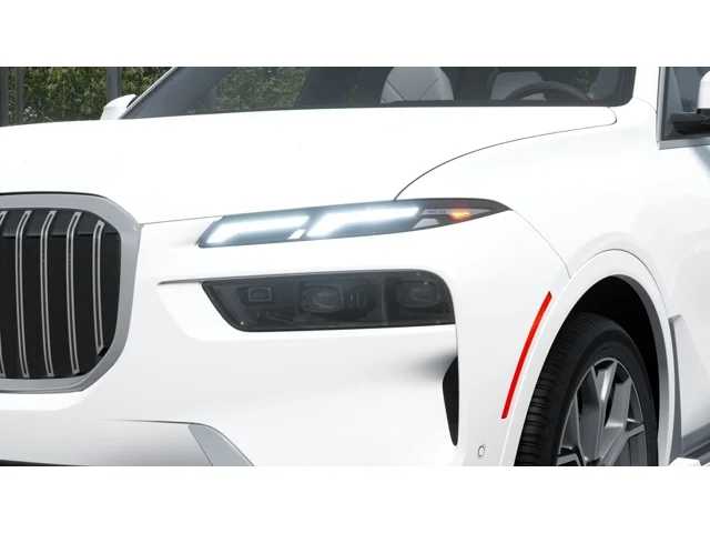 Thumbnail: 2027 BMW X7 - 6