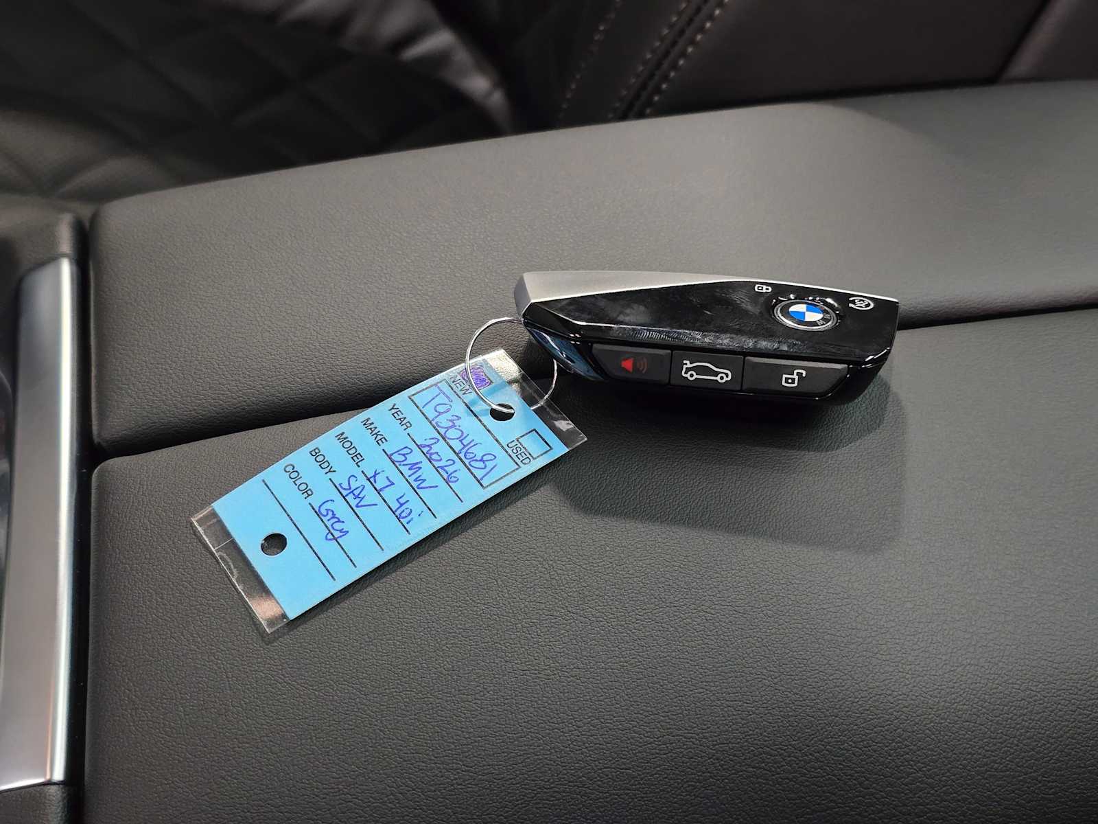 Thumbnail: 2026 BMW X7 - 35