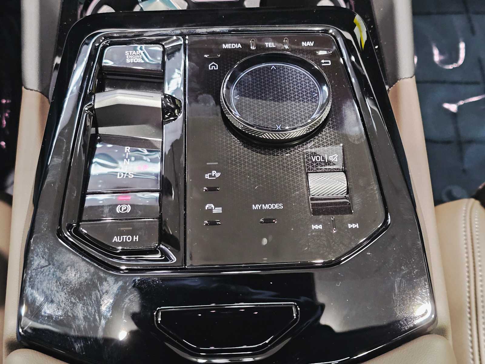 Thumbnail: 2026 BMW 5 Series - 18