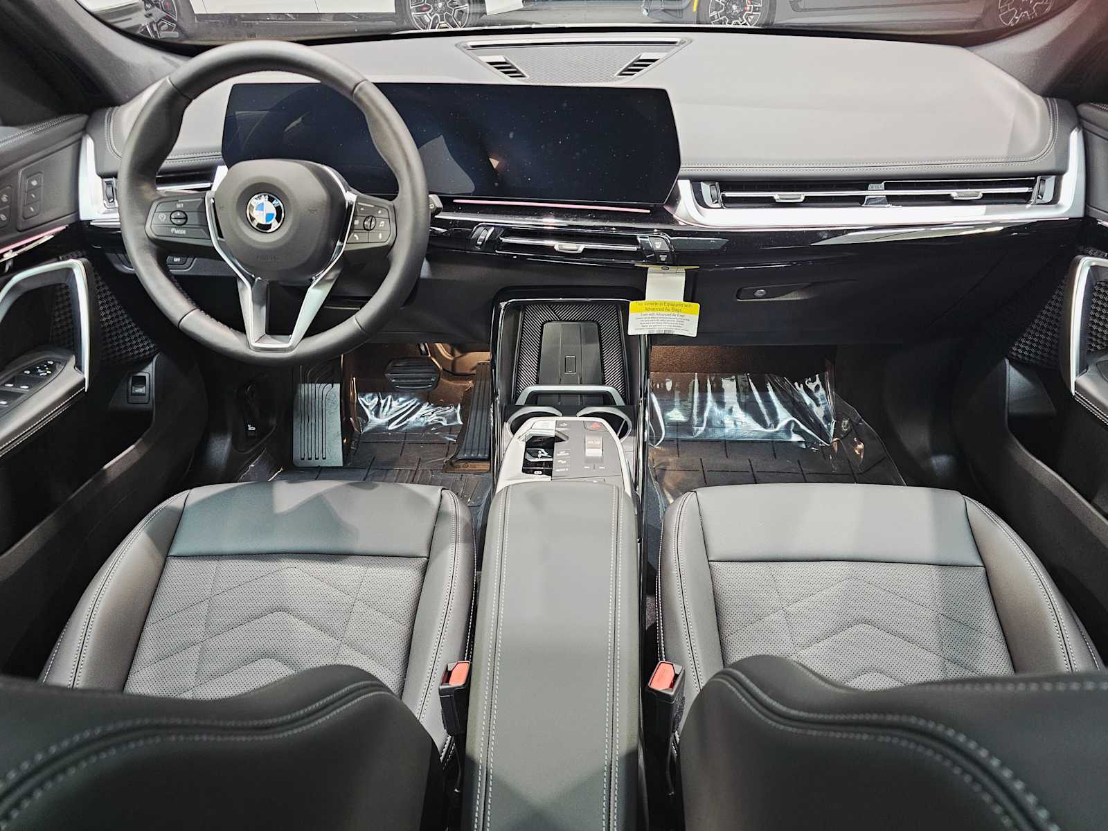 Thumbnail: 2026 BMW X1 - 10