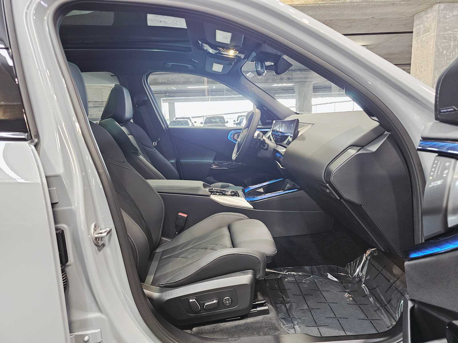 Thumbnail: 2026 BMW X3 - 27