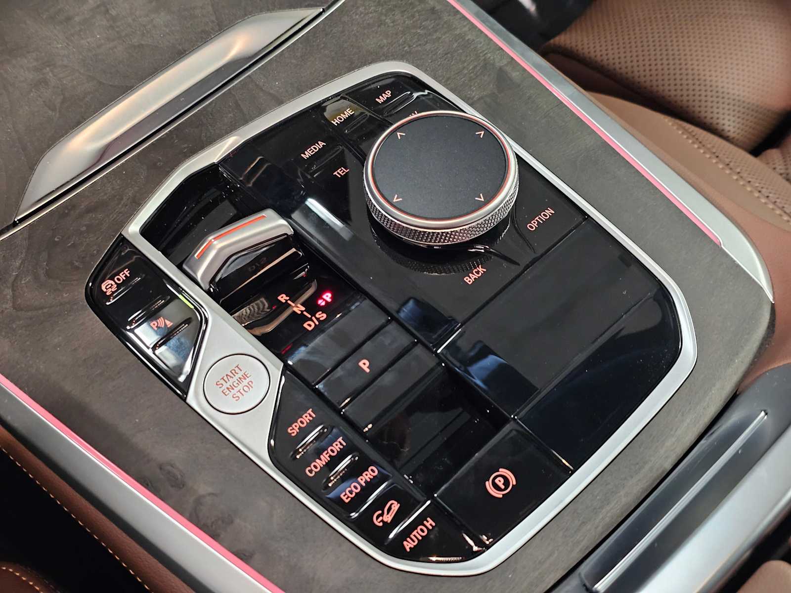 Thumbnail: 2026 BMW X5 - 21
