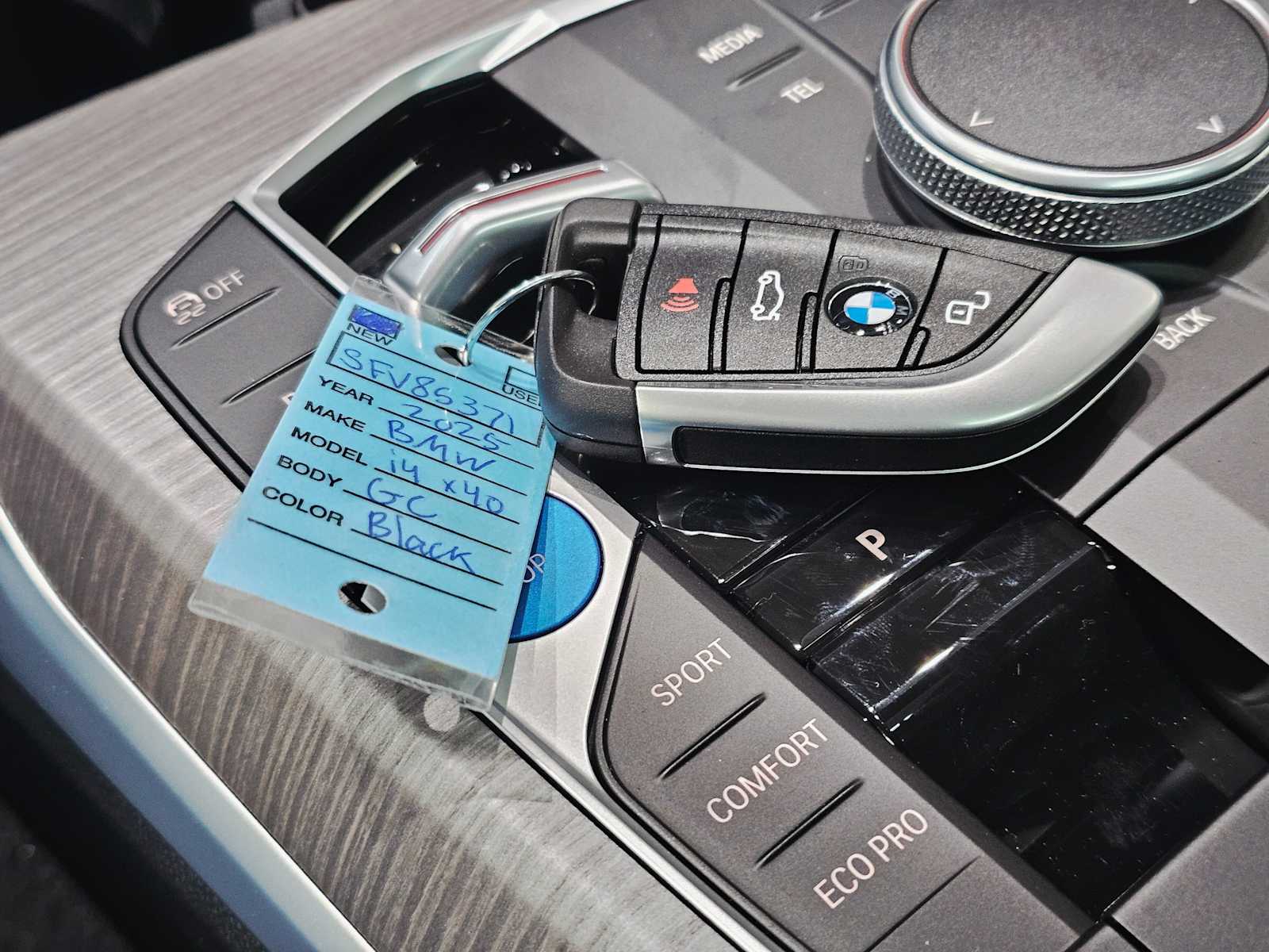 Thumbnail: 2025 BMW i4 - 30