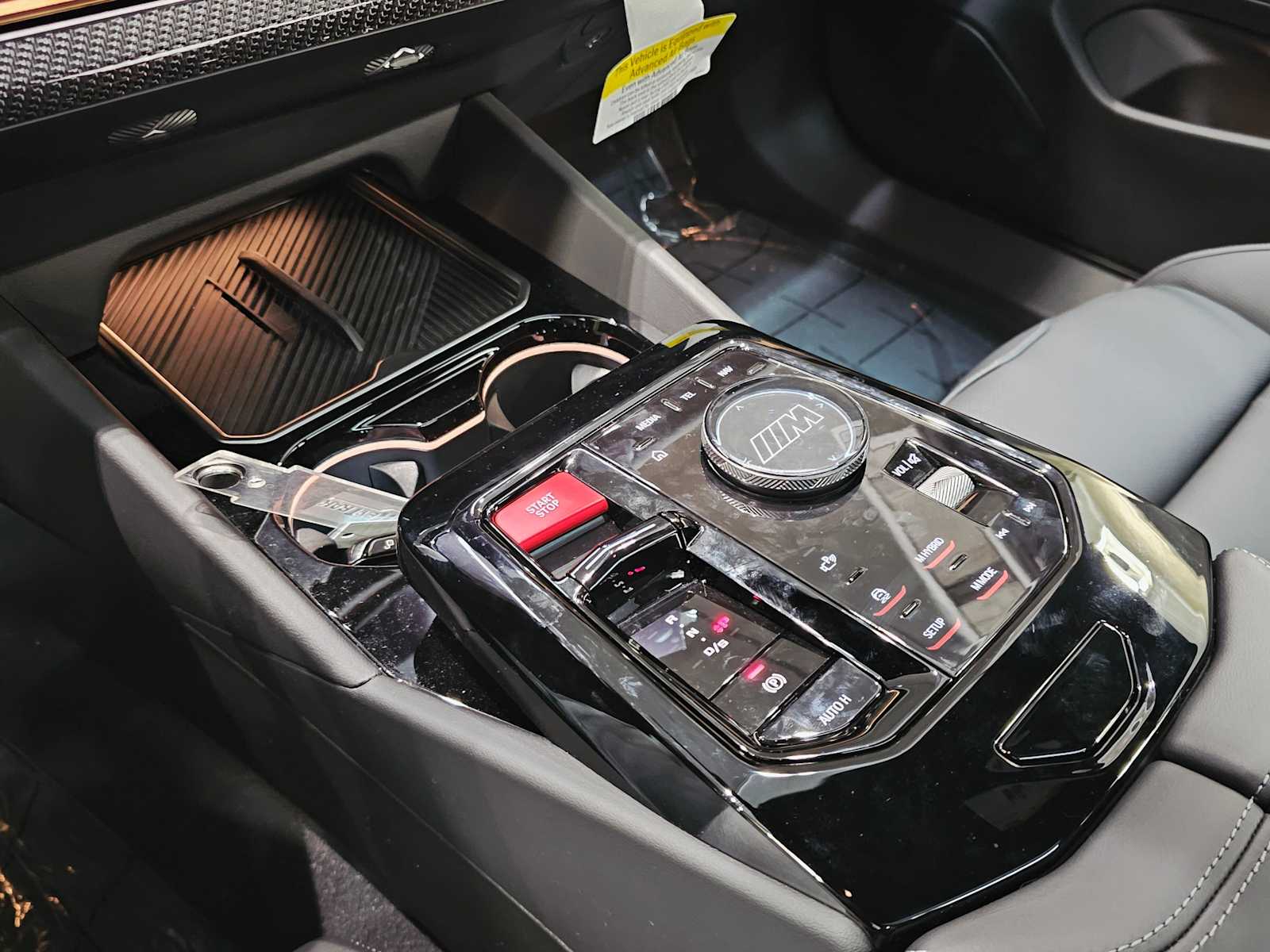 Thumbnail: 2026 BMW M5 - 17