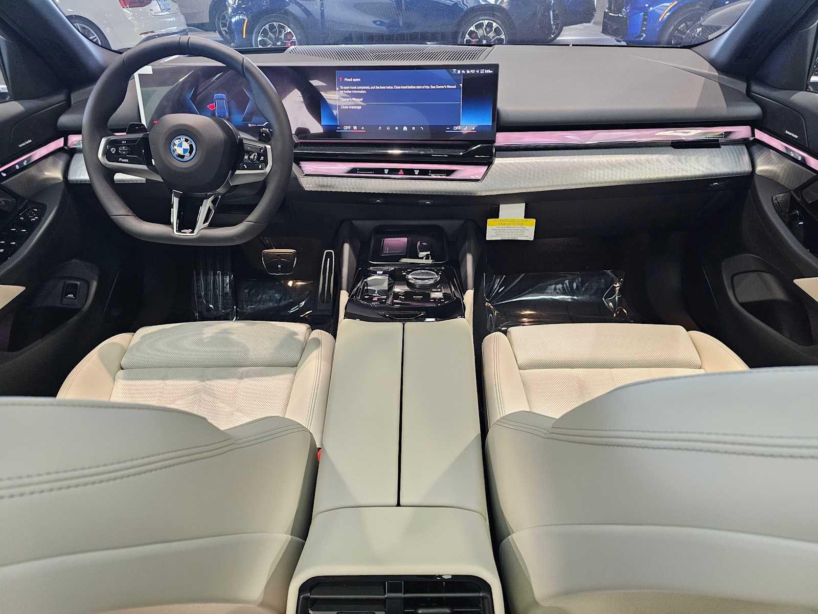 Thumbnail: 2026 BMW 5 Series - 10