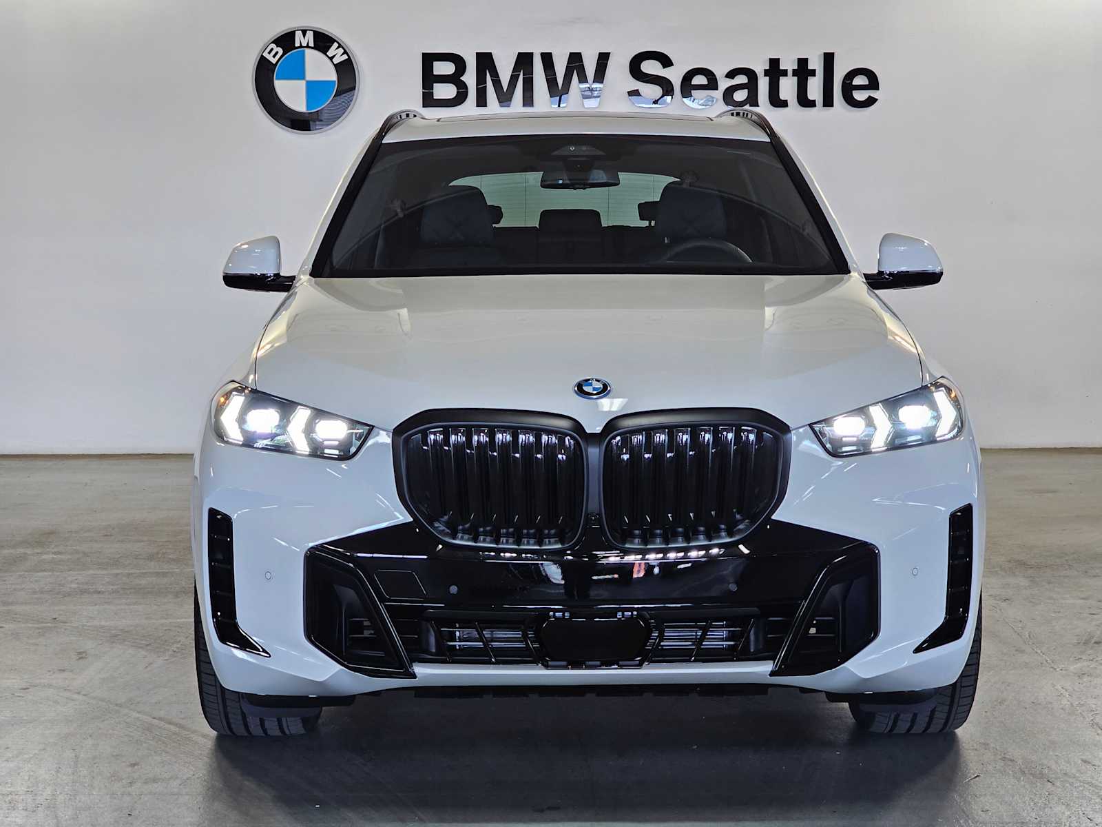 Thumbnail: 2026 BMW X5 - 6