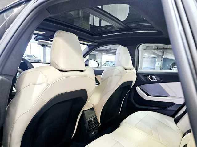 Thumbnail: 2025 BMW 2 Series - 25
