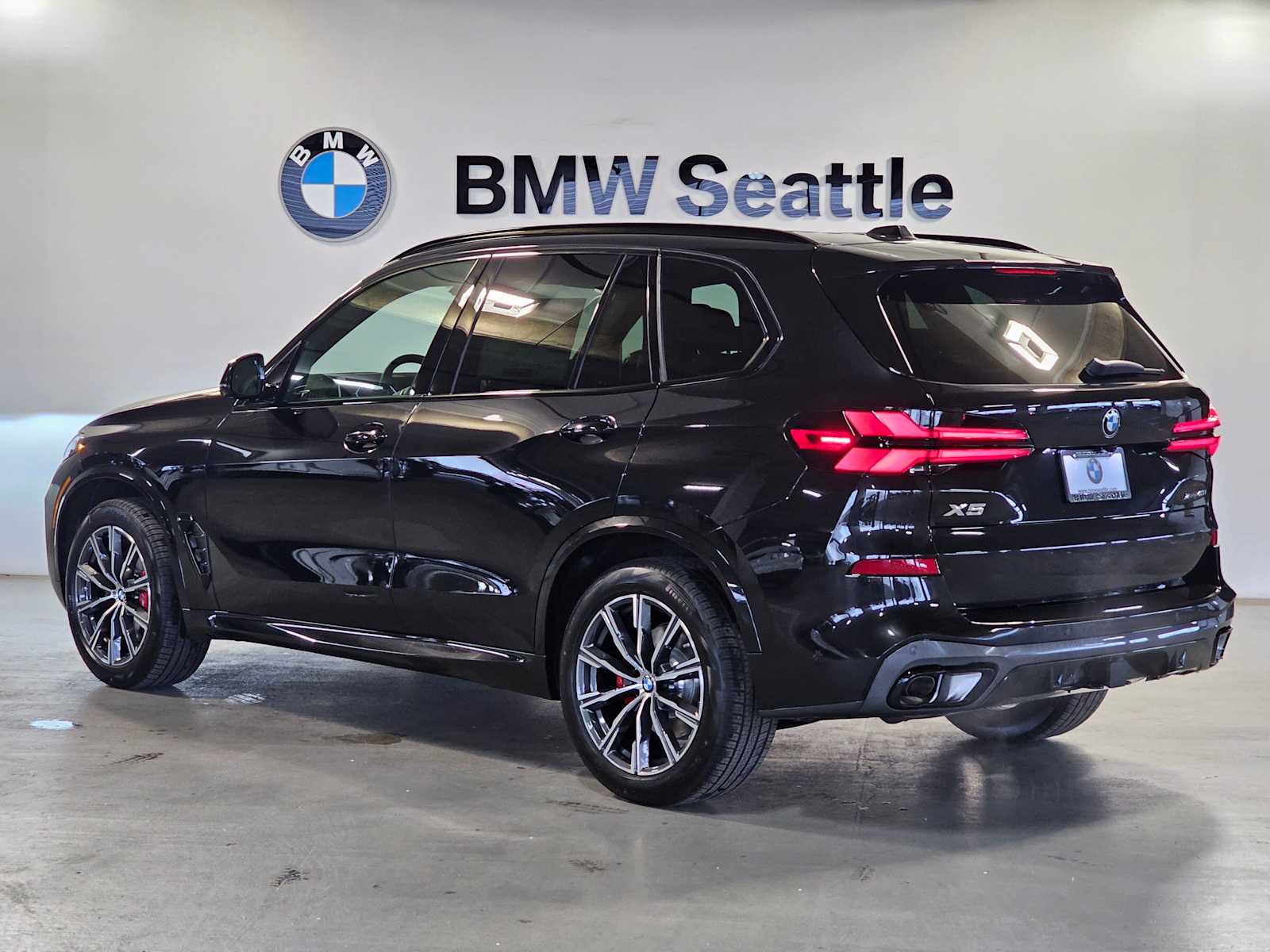 Thumbnail: 2026 BMW X5 - 4