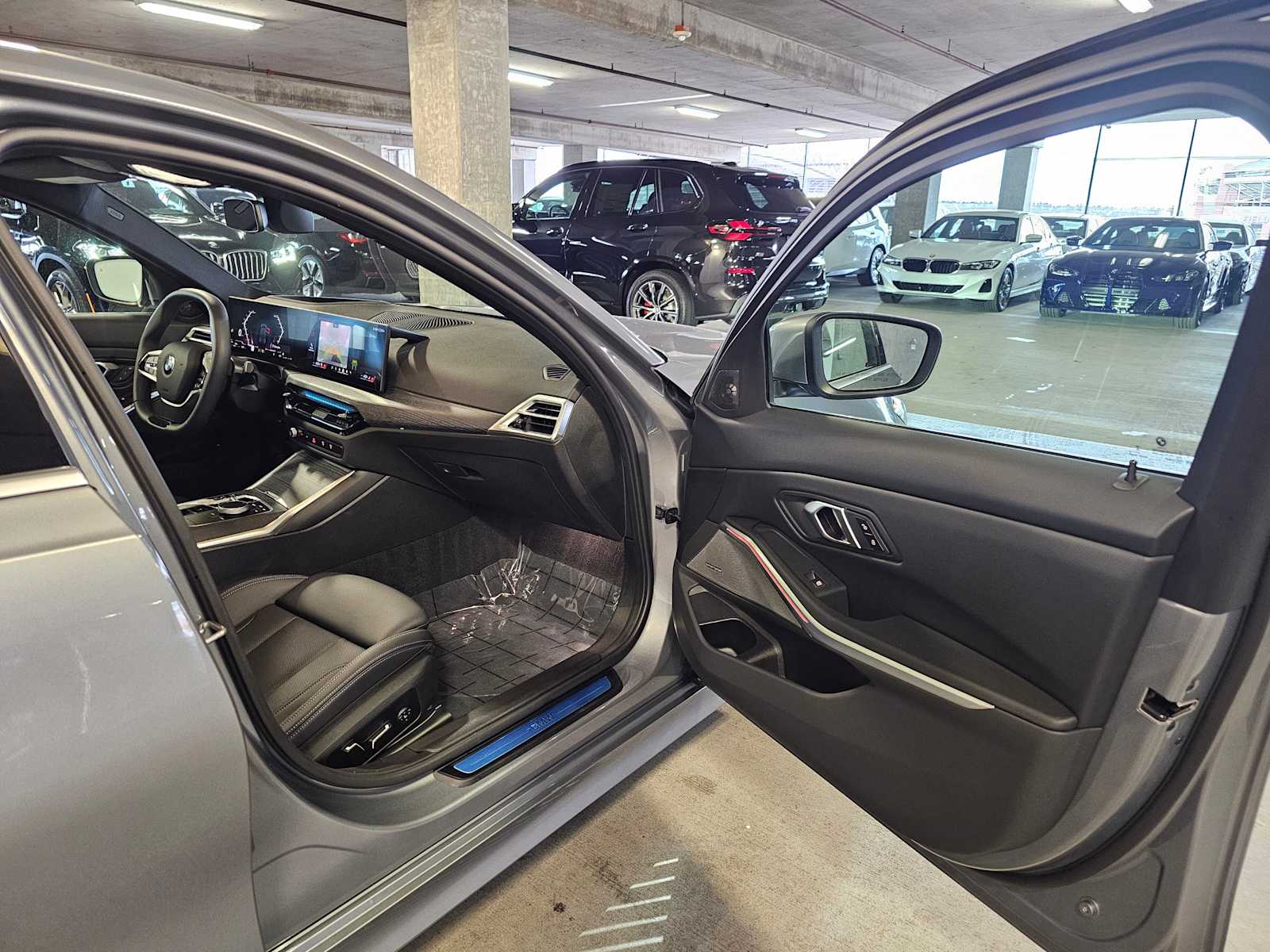 Thumbnail: 2025 BMW 3 Series - 40