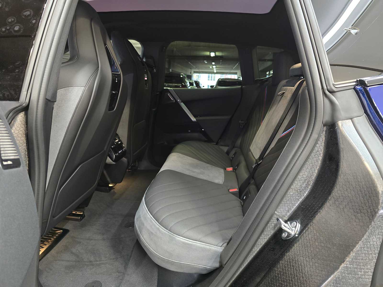 Thumbnail: 2026 BMW iX - 27