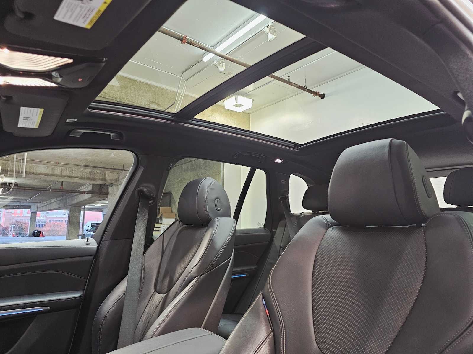 Thumbnail: 2022 BMW X5 - 24