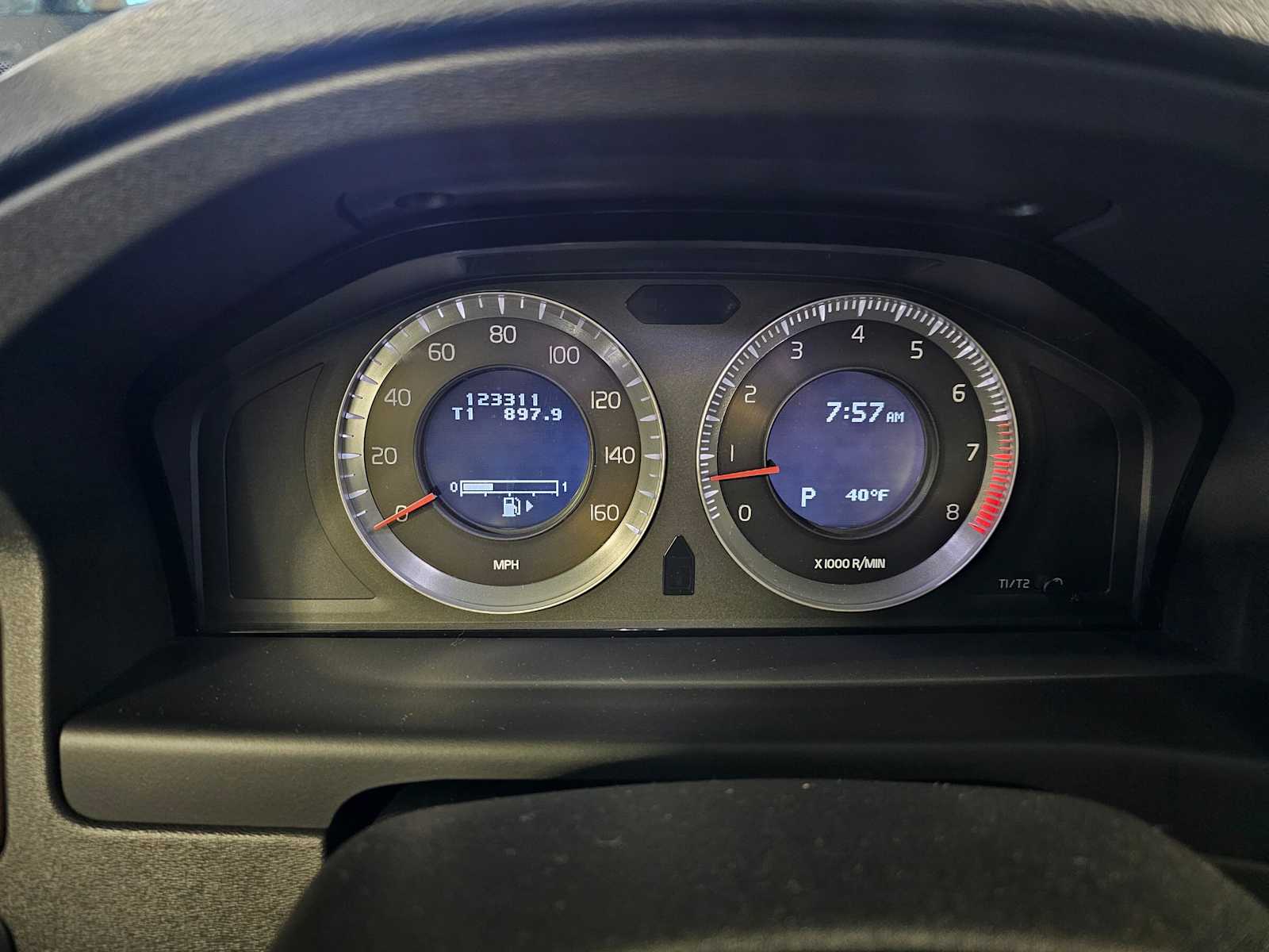 Thumbnail: 2009 Volvo XC70 - 12