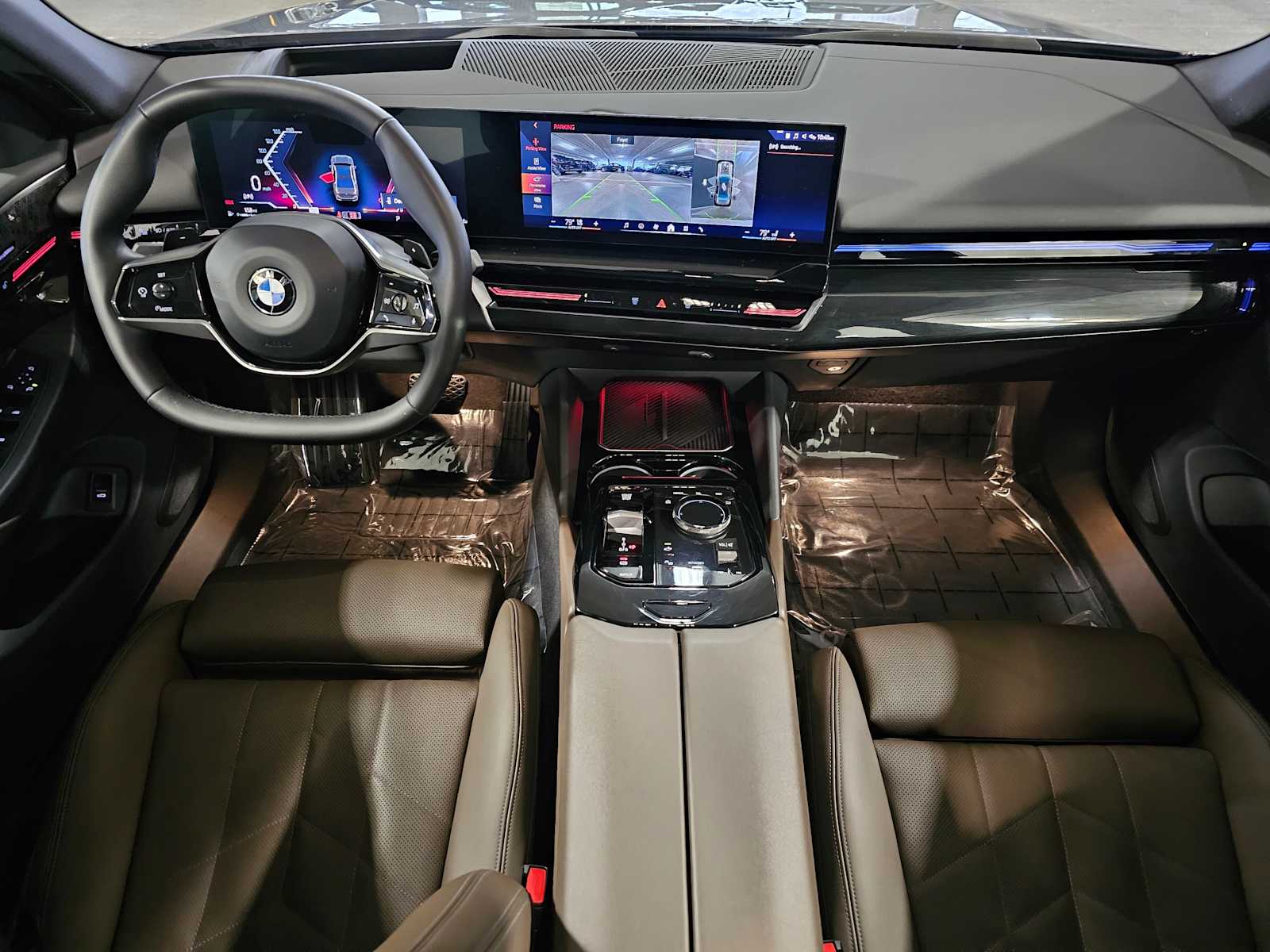 Thumbnail: 2024 BMW 5 Series - 10