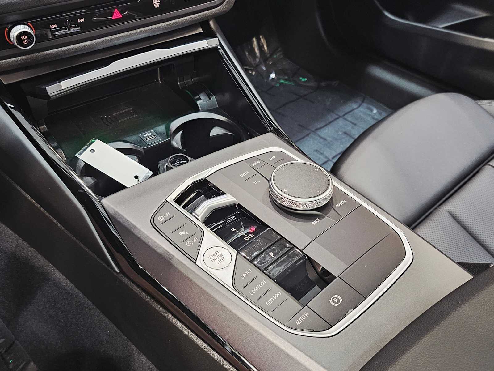 Thumbnail: 2024 BMW 2 Series - 17