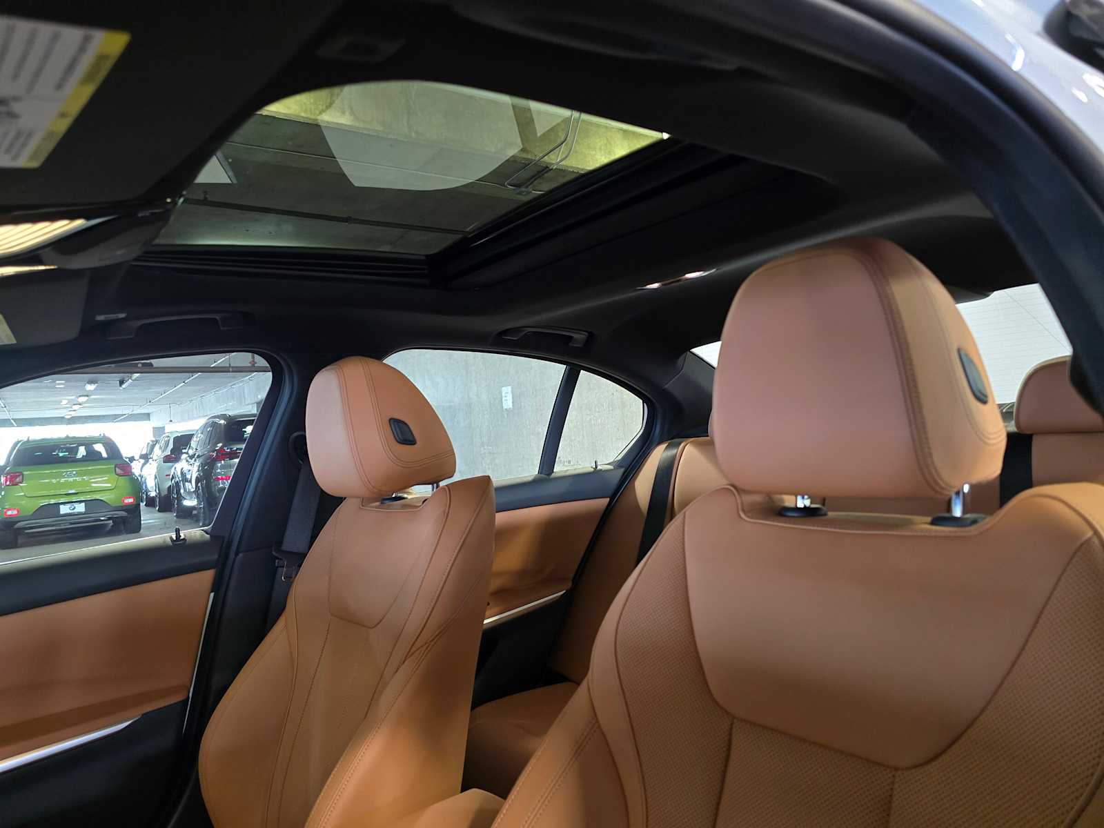 Thumbnail: 2025 BMW 3 Series - 27