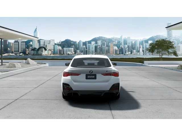 Thumbnail: 2026 BMW i4 - 5