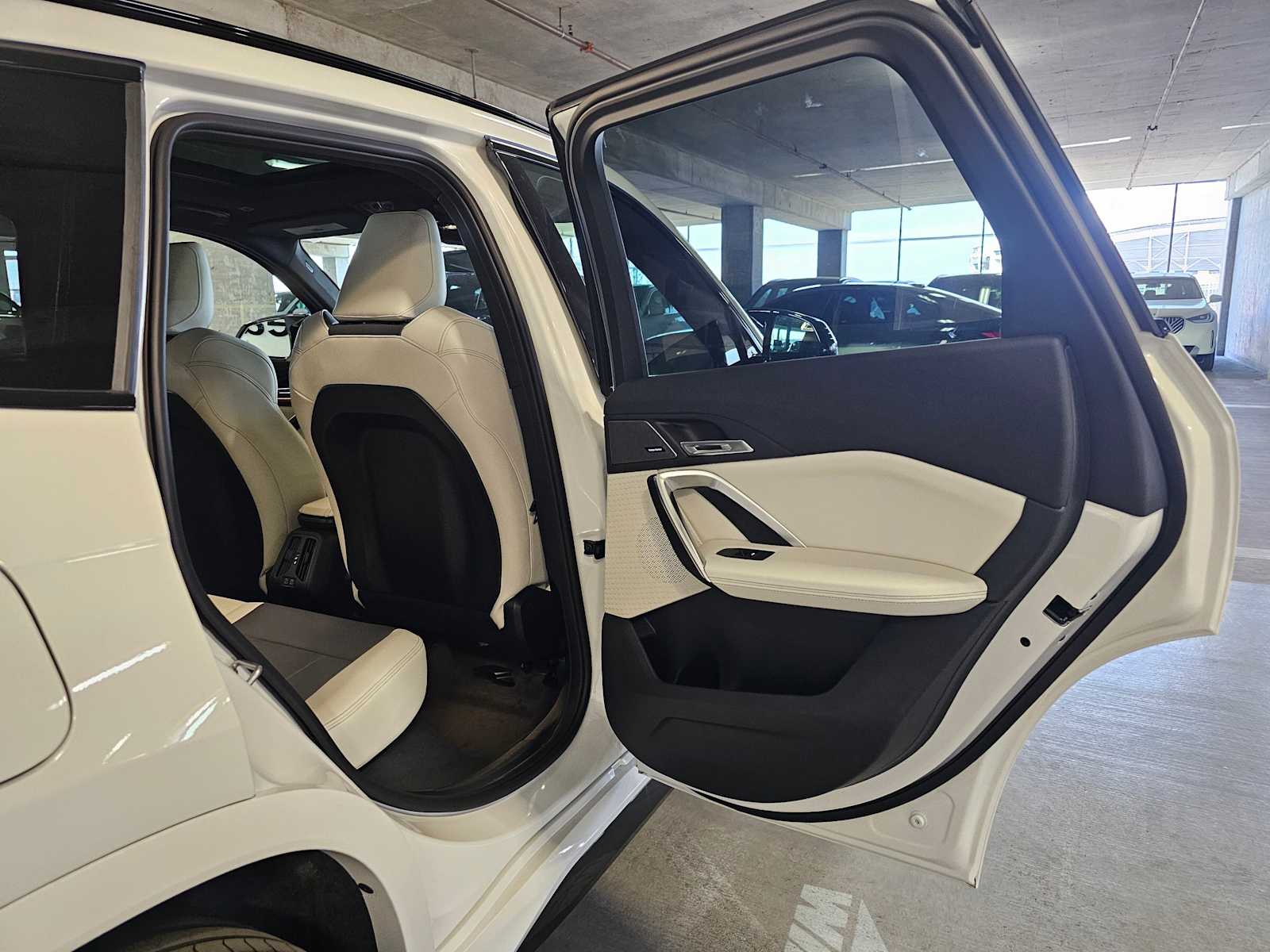 Thumbnail: 2026 BMW X1 - 31