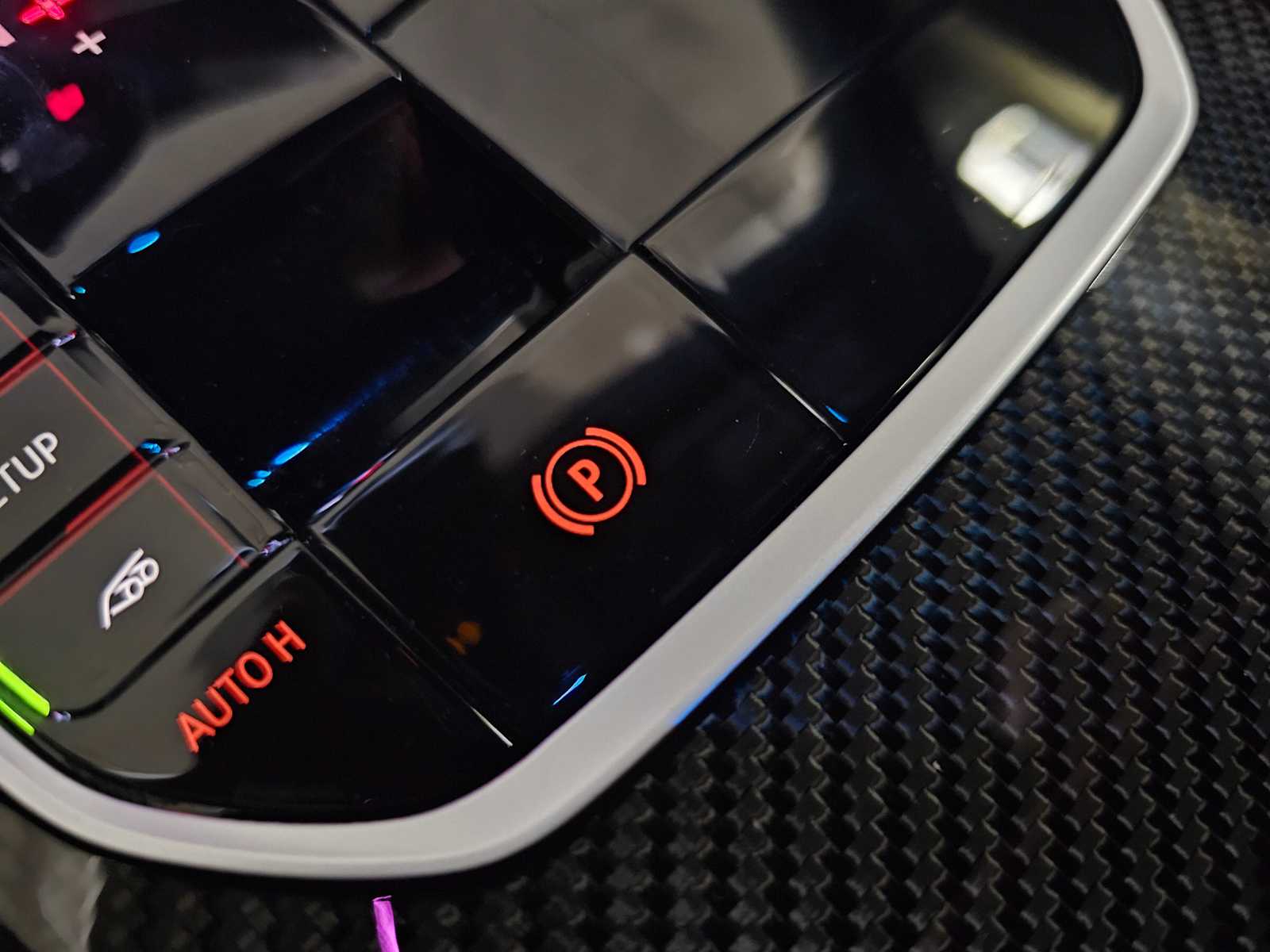 Thumbnail: 2024 BMW M3 - 23