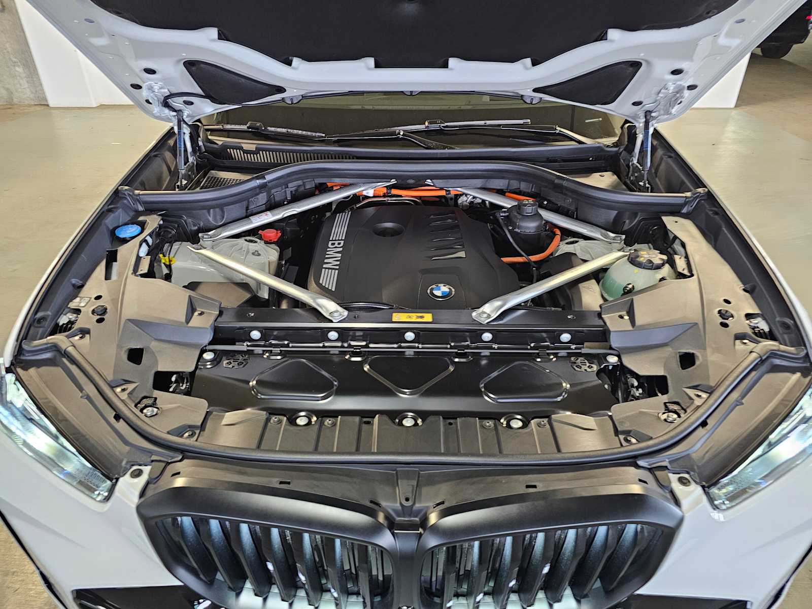 Thumbnail: 2026 BMW X5 - 9