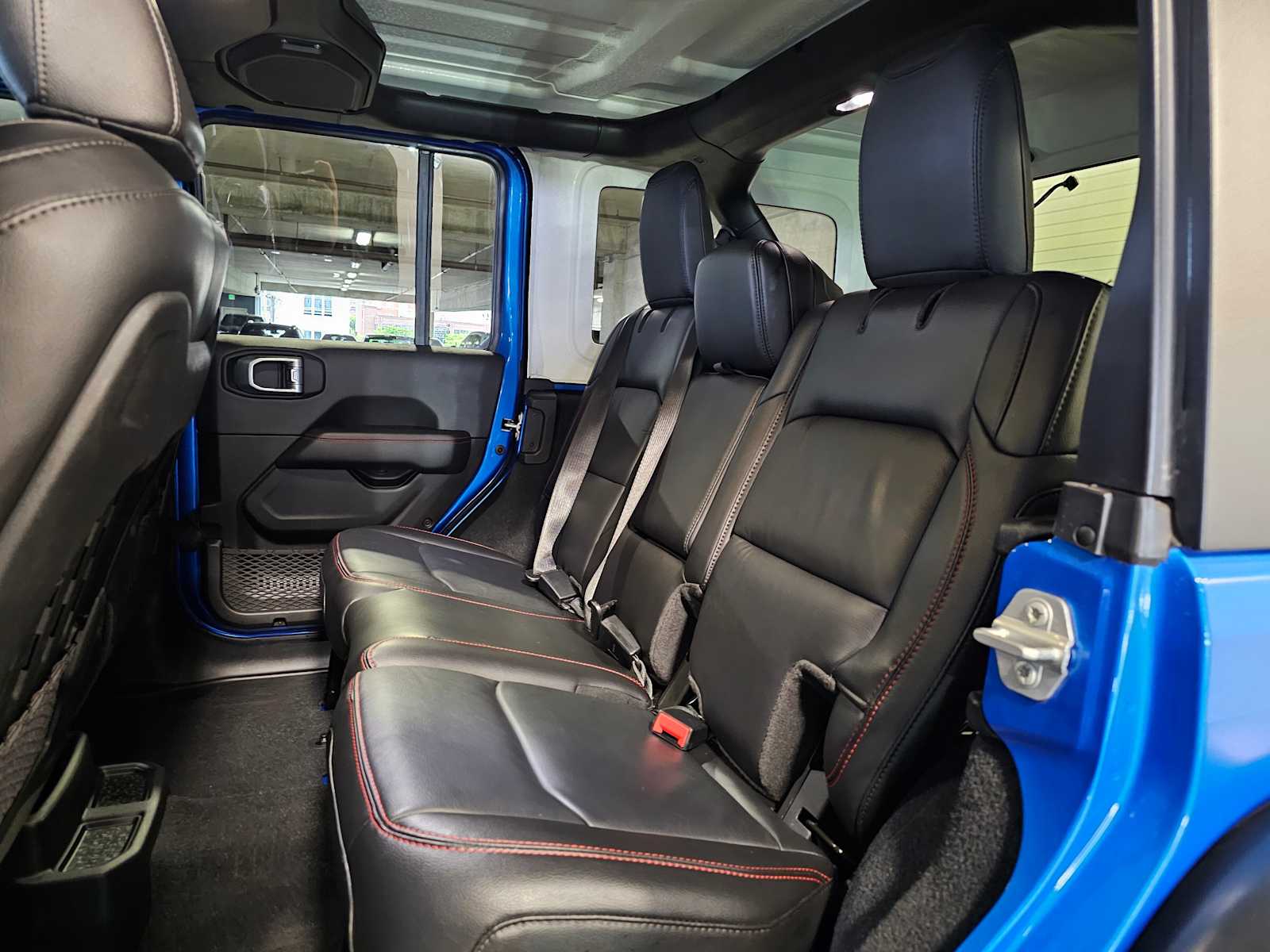 Thumbnail: 2023 Jeep Wrangler - 32
