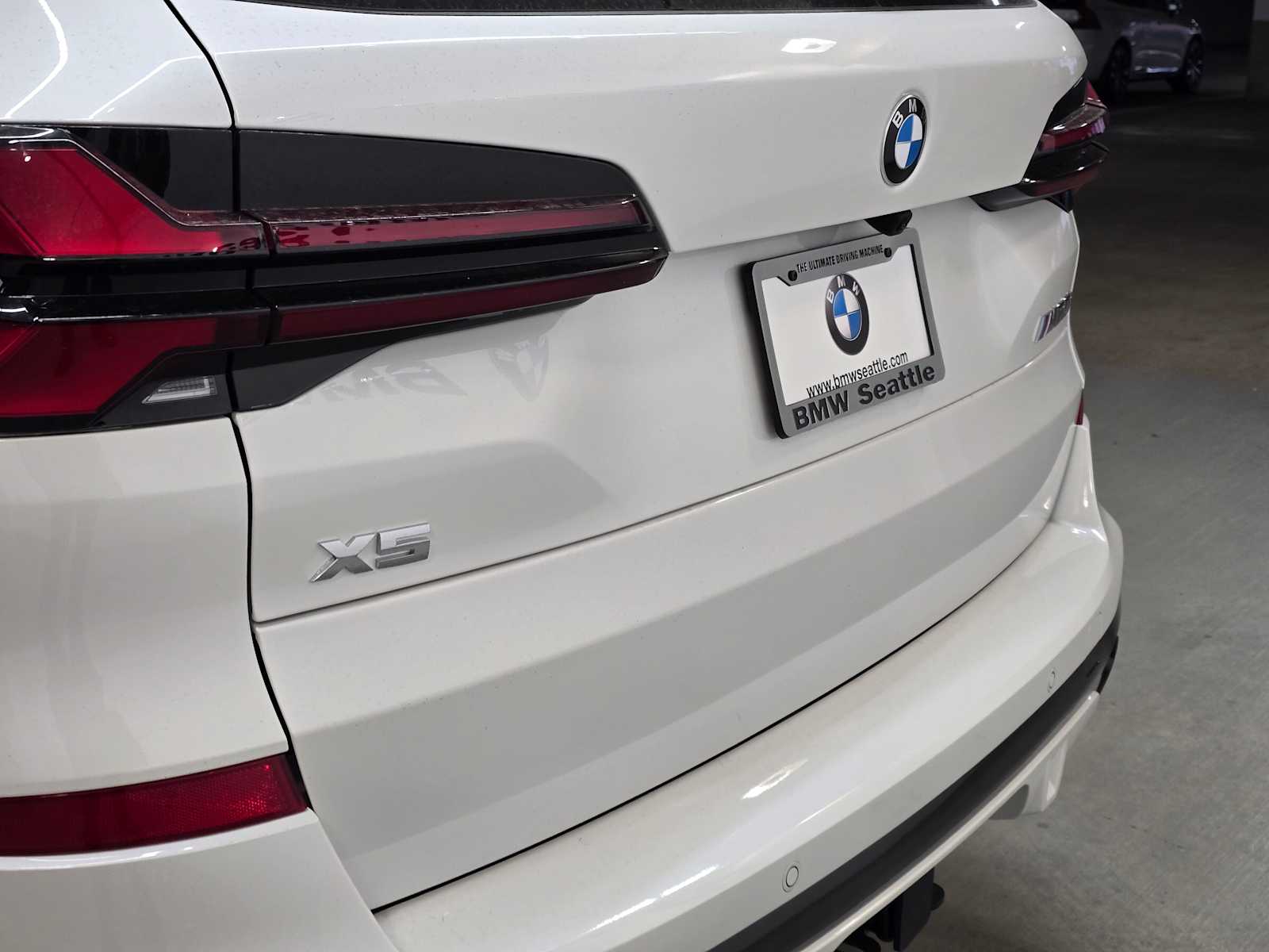 Thumbnail: 2026 BMW X5 - 37