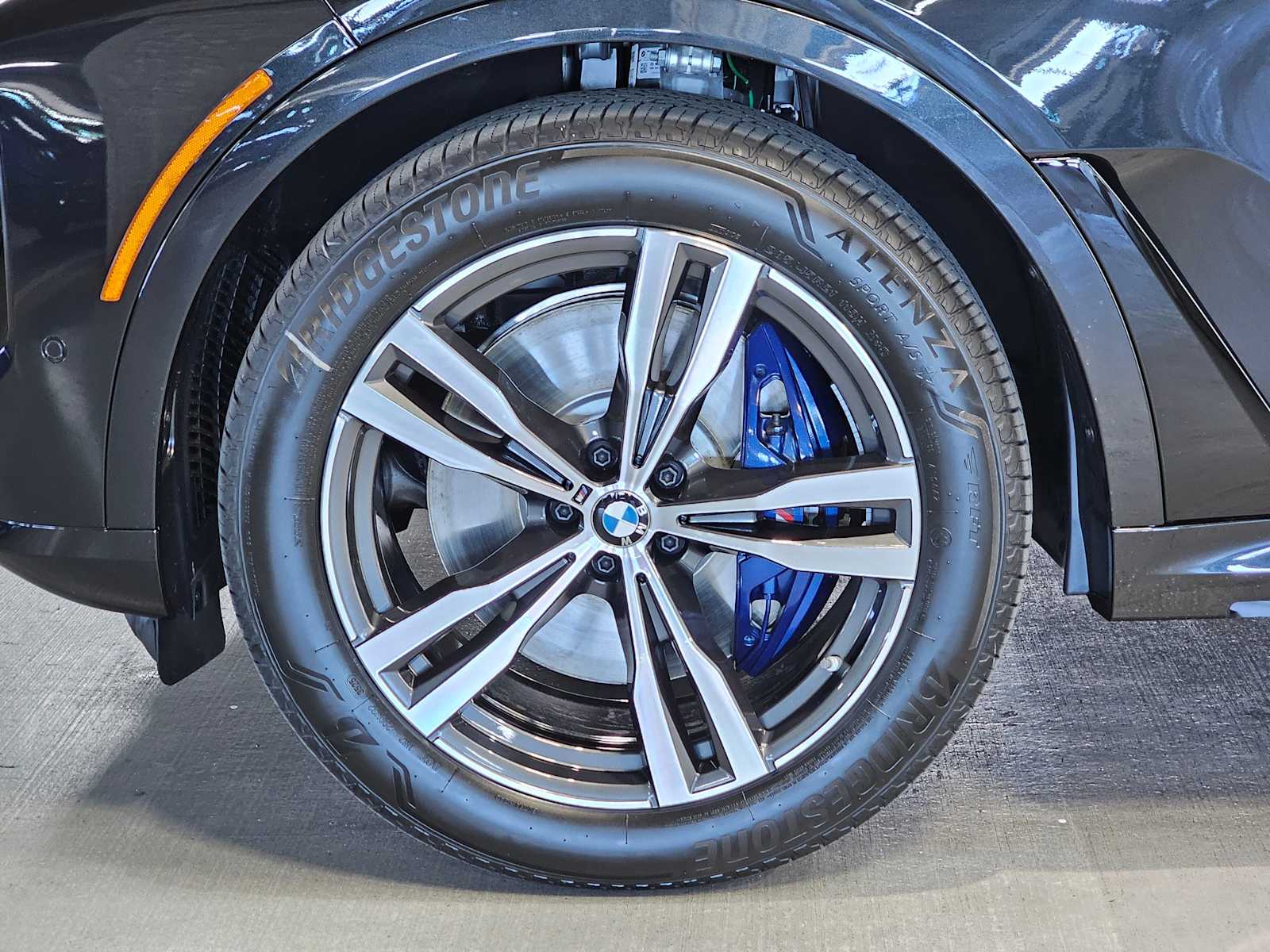 Thumbnail: 2026 BMW X7 - 8