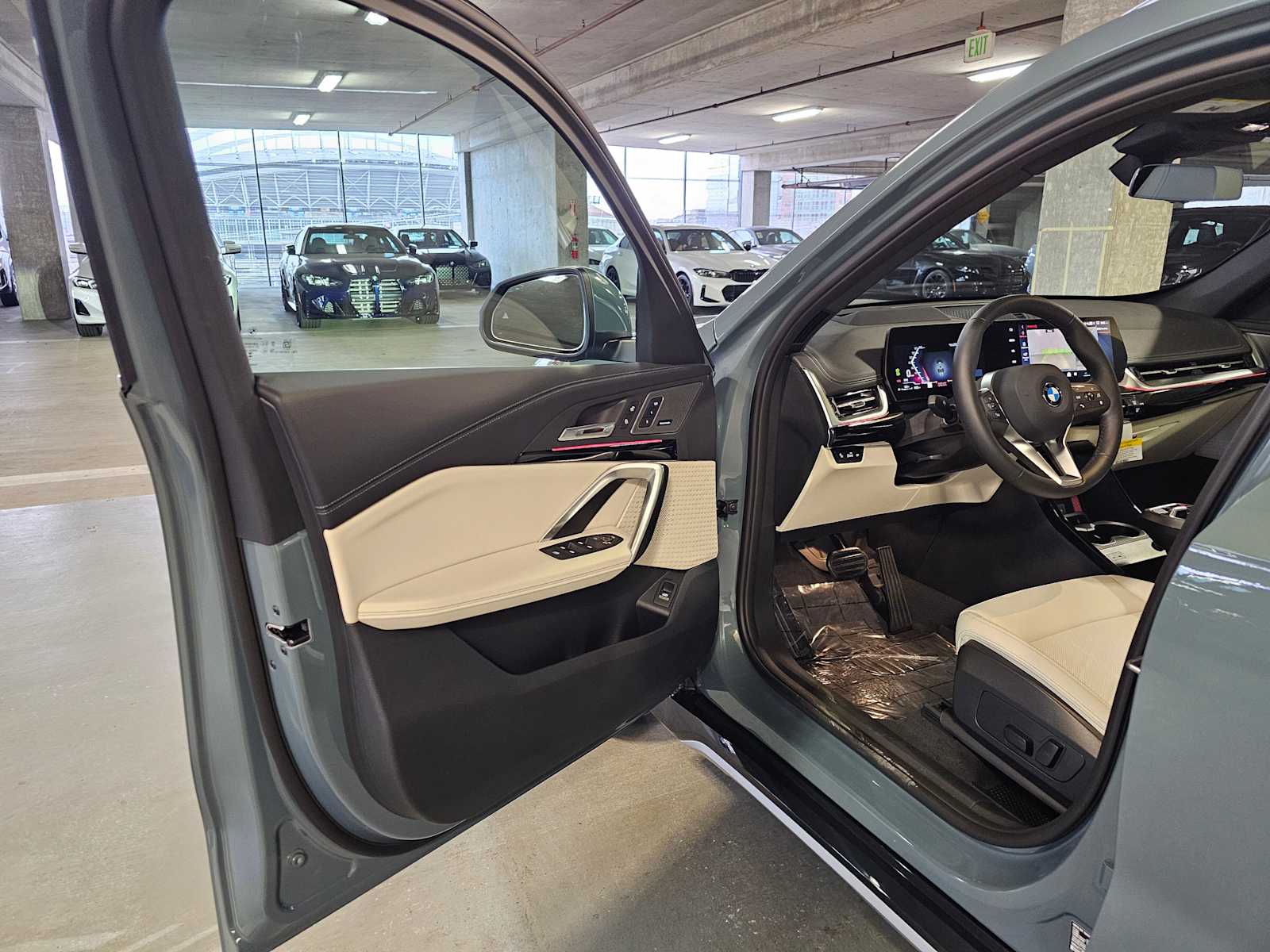 Thumbnail: 2026 BMW X1 - 32