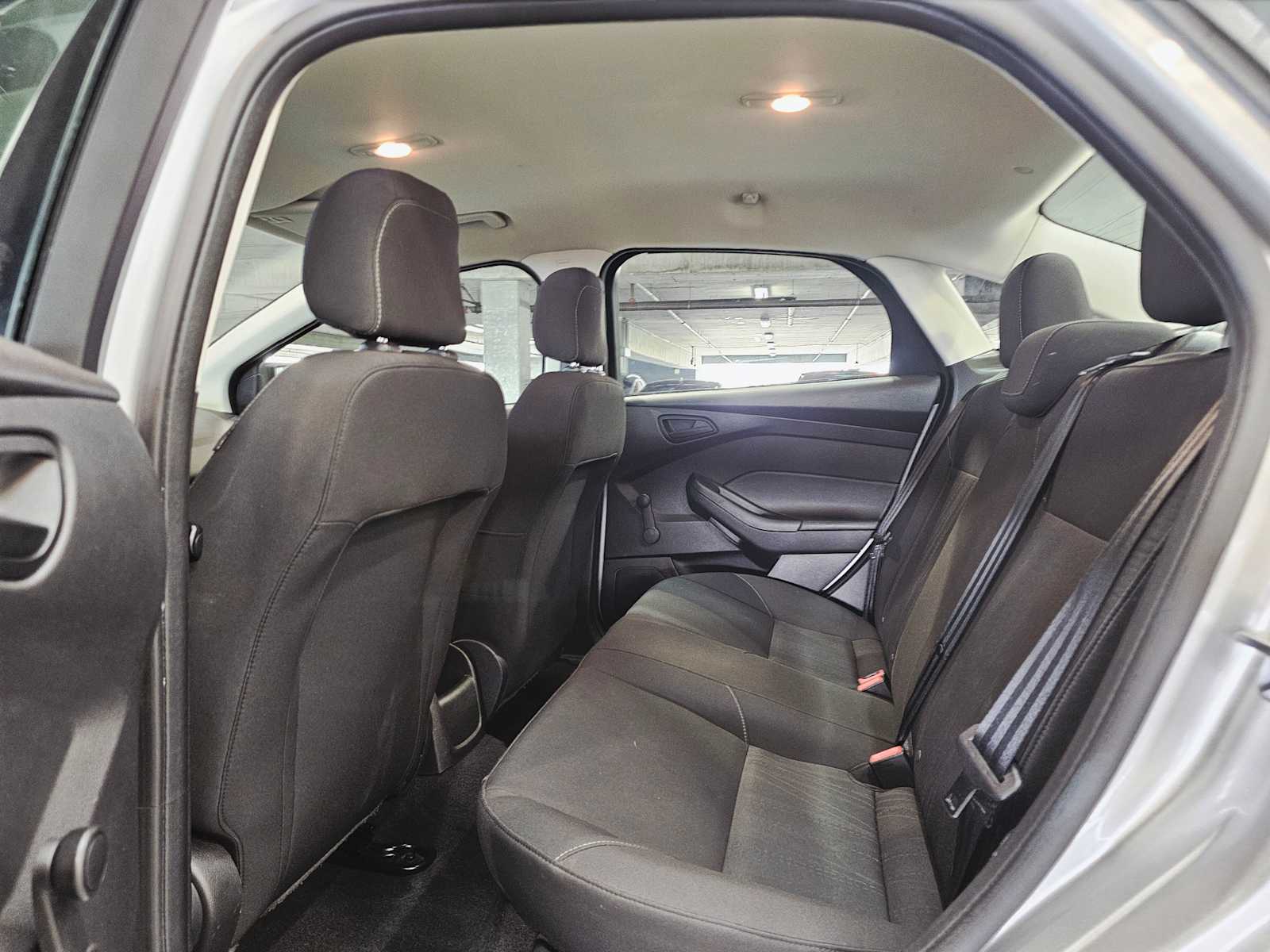 Thumbnail: 2015 Ford Focus - 25