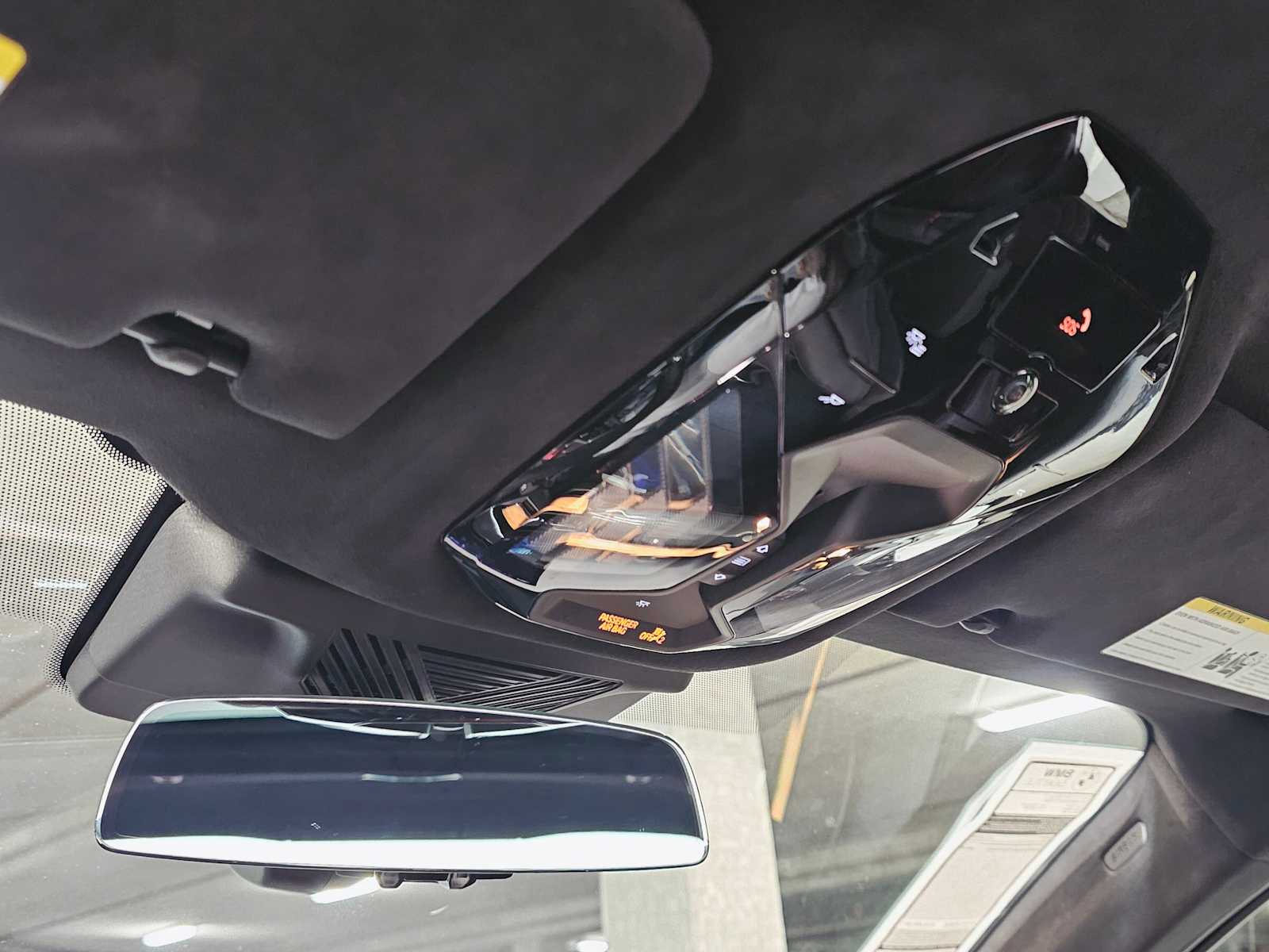 Thumbnail: 2026 BMW M5 - 21