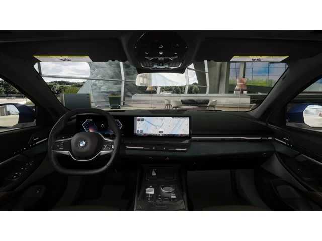 Thumbnail: 2026 BMW 5 Series - 10